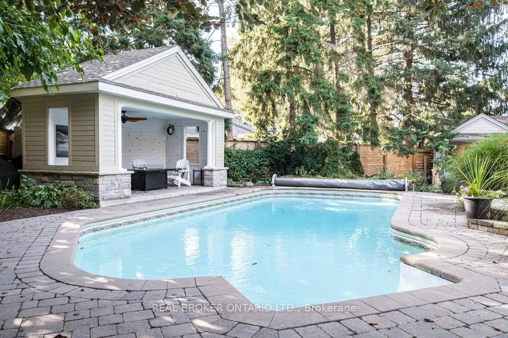 Photo 35 of 64 Miller Drive, Hamilton, Ancaster — HOMEH