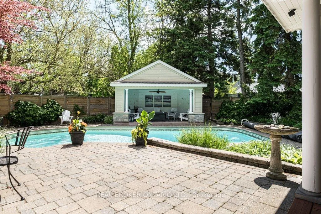 Photo 36 of 64 Miller Drive, Hamilton, Ancaster — HOMEH