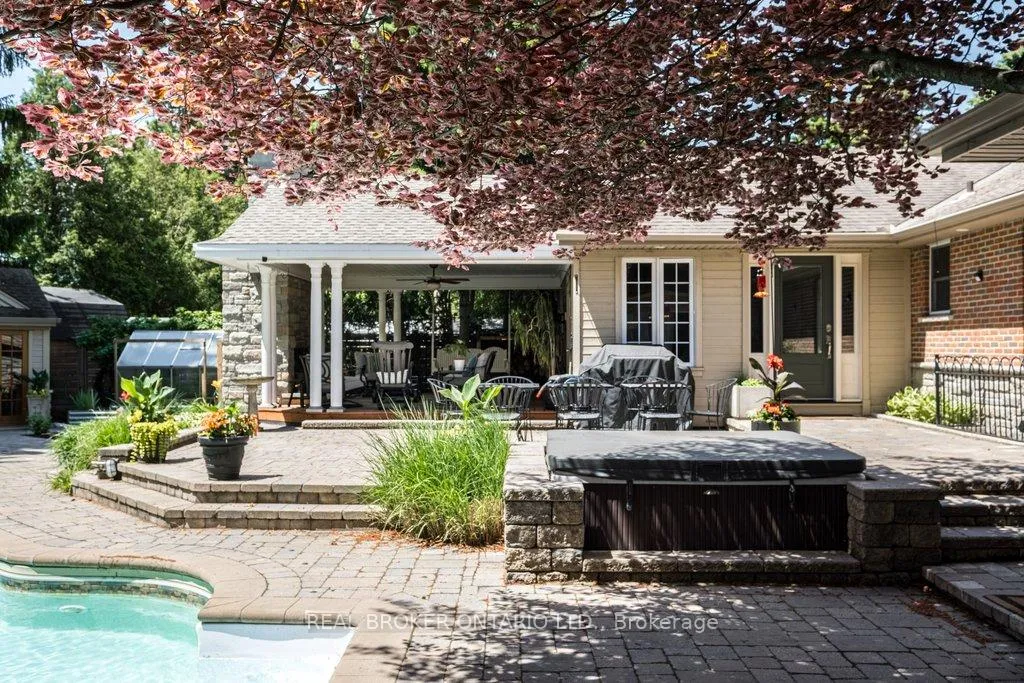 Photo 43 of 64 Miller Drive, Hamilton, Ancaster — HOMEH