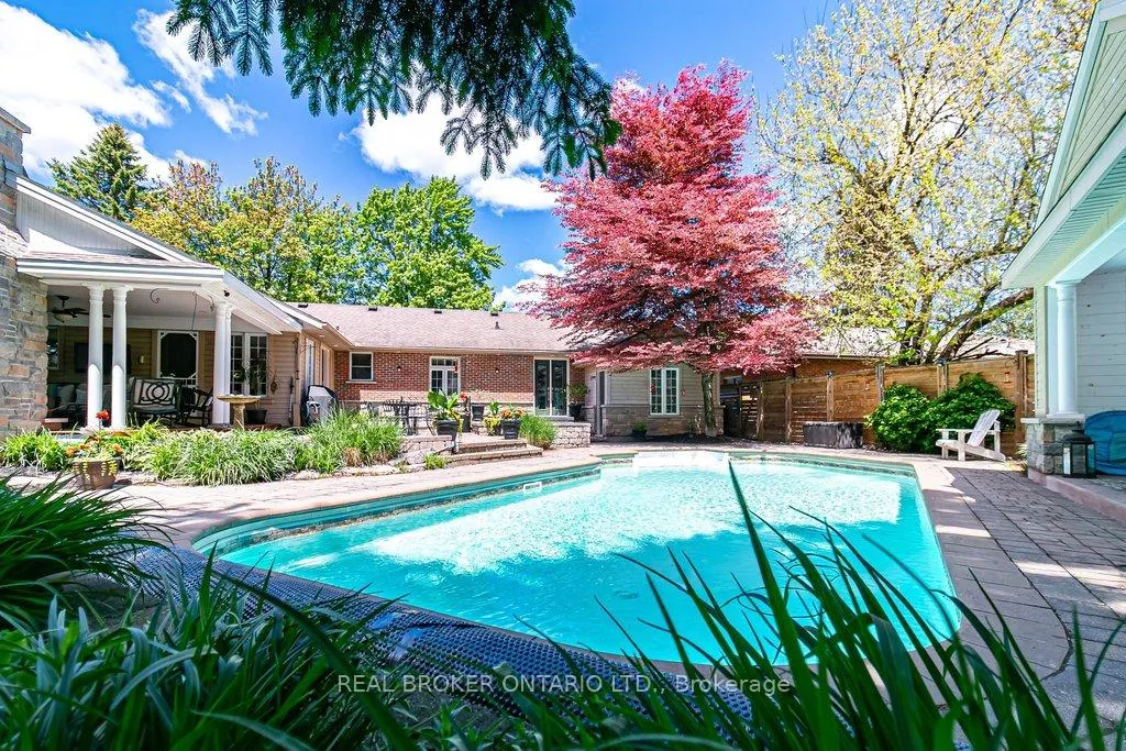 Photo 44 of 64 Miller Drive, Hamilton, Ancaster — HOMEH