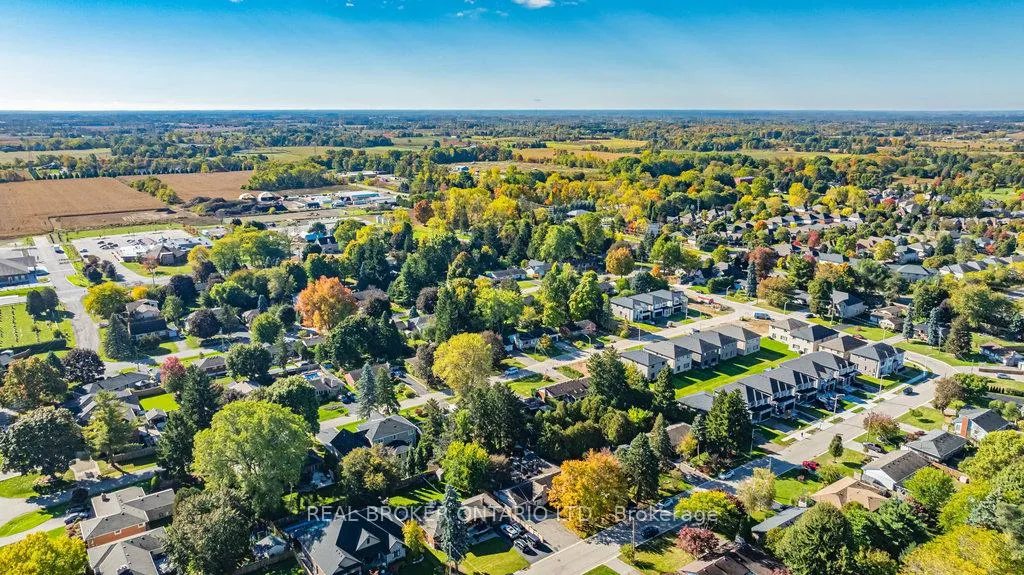Photo 47 of 64 Miller Drive, Hamilton, Ancaster — HOMEH