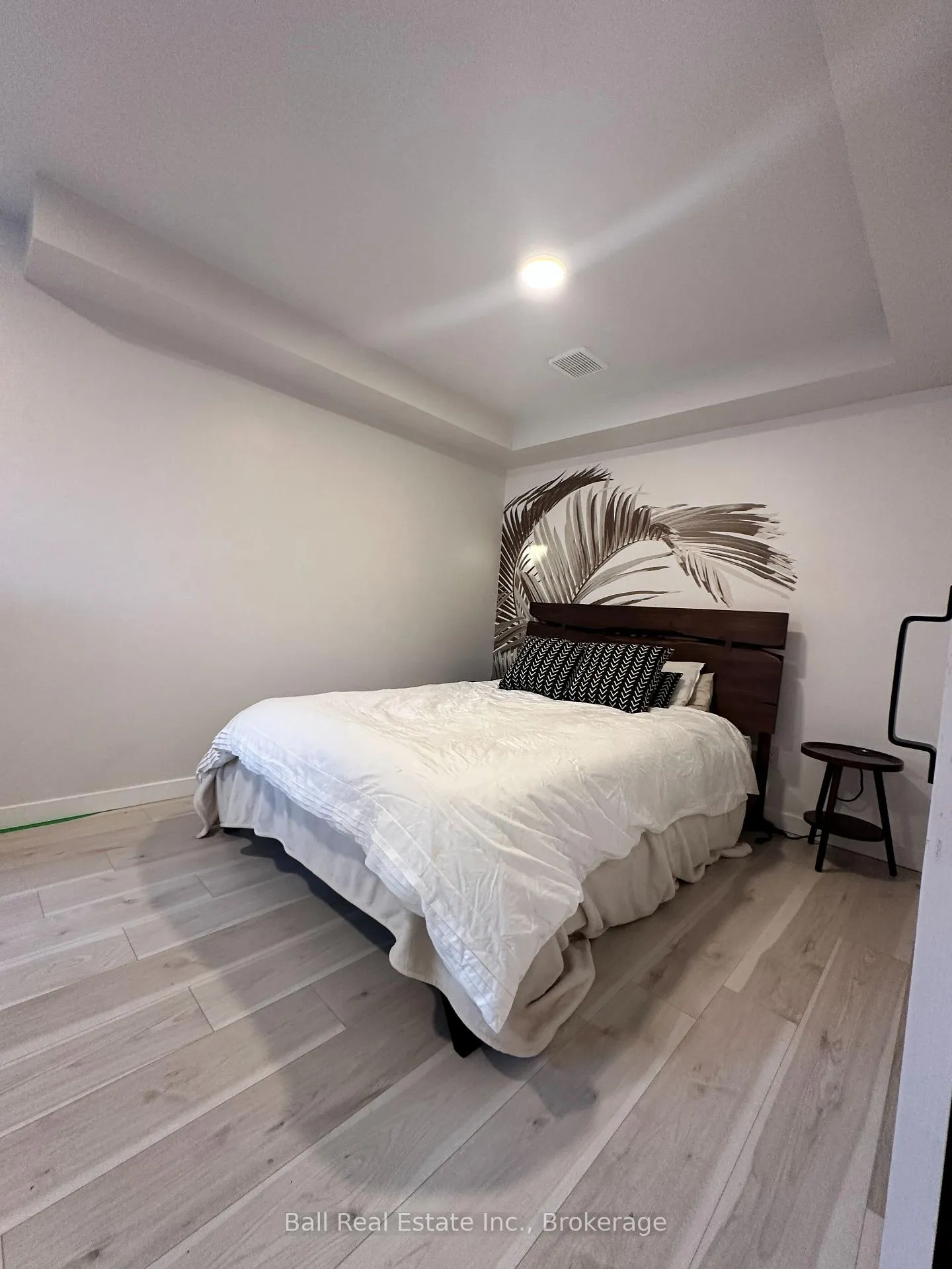 Photo 5 of 1398 Lillico Crescent, Peterborough, Monaghan Ward 2 — HOMEH
