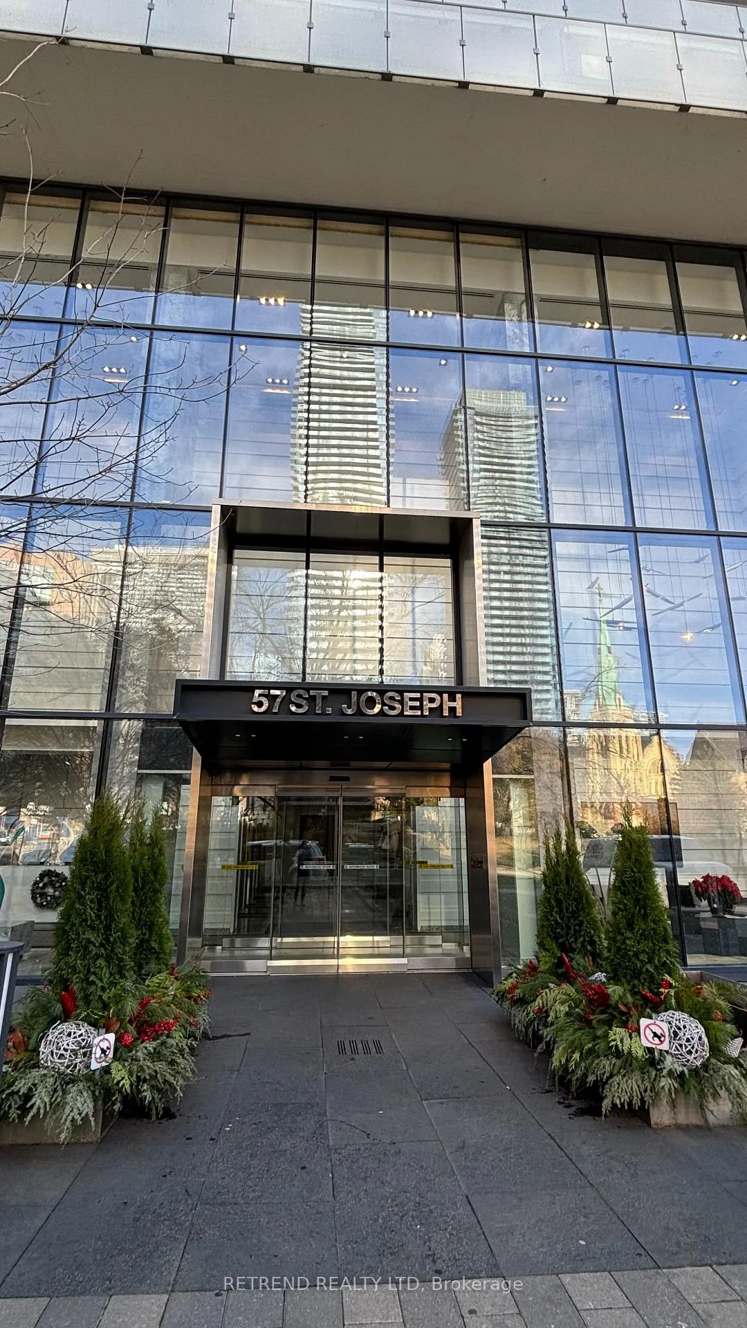 Photo 2 of Unit 1305, 57 St Joseph Street, Toronto, Bay Street Corridor — HOMEH