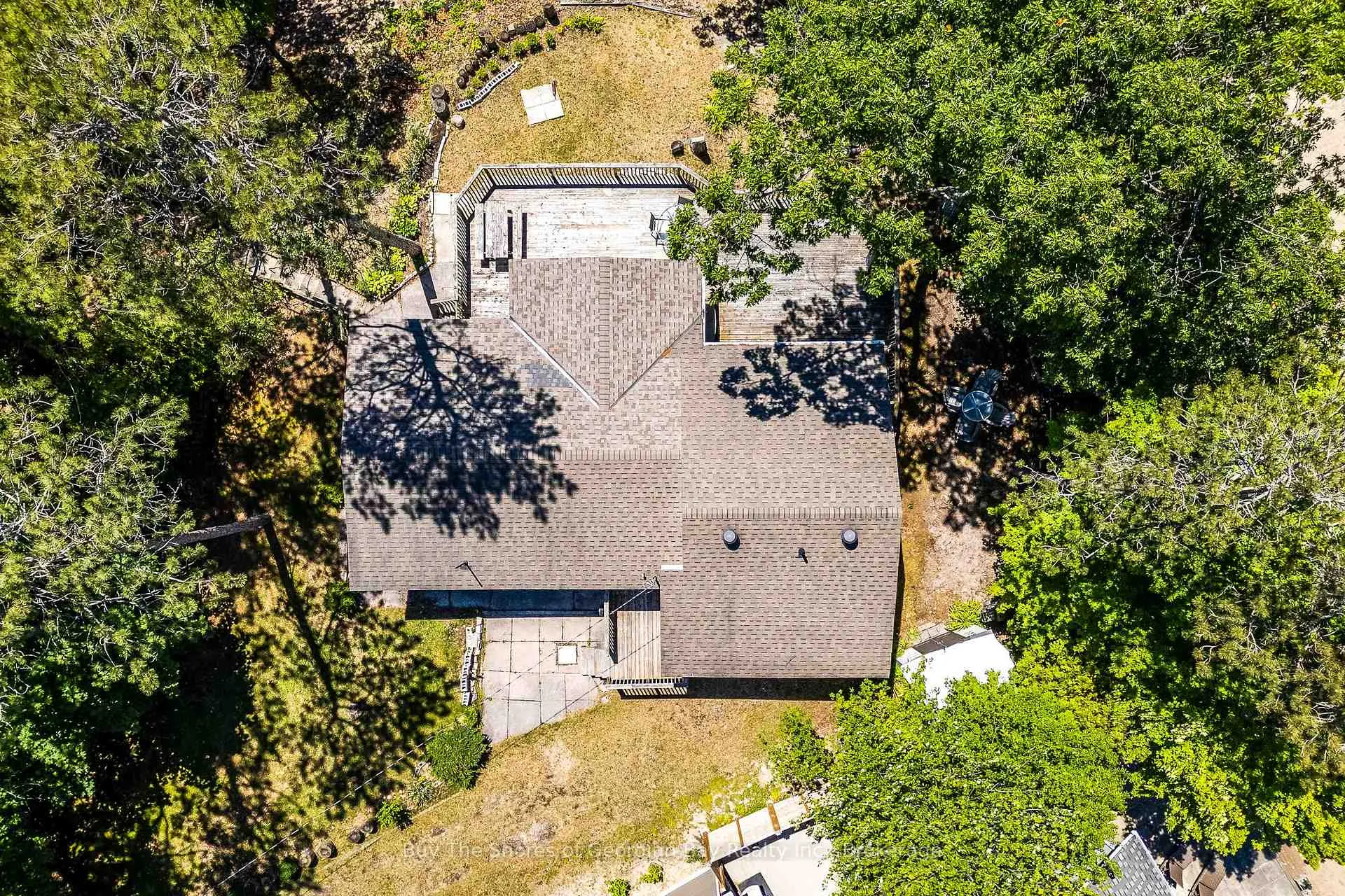 Photo 5 of 8 Nassau Court, Tiny, Rural Tiny — HOMEH