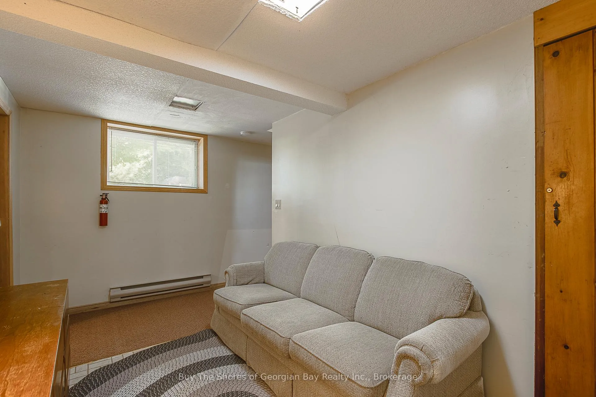 Photo 15 of 8 Nassau Court, Tiny, Rural Tiny — HOMEH