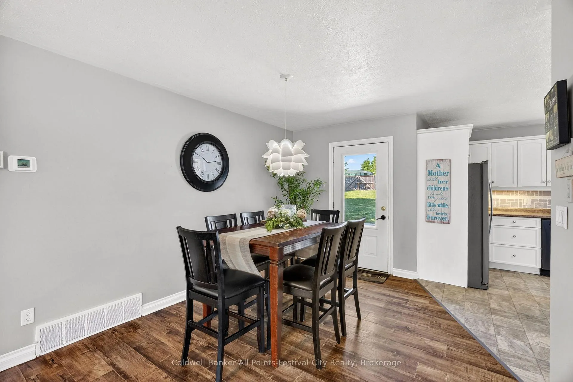 Photo 10 of 695 Hamilton Street, Huron-Kinloss, Lucknow — HOMEH