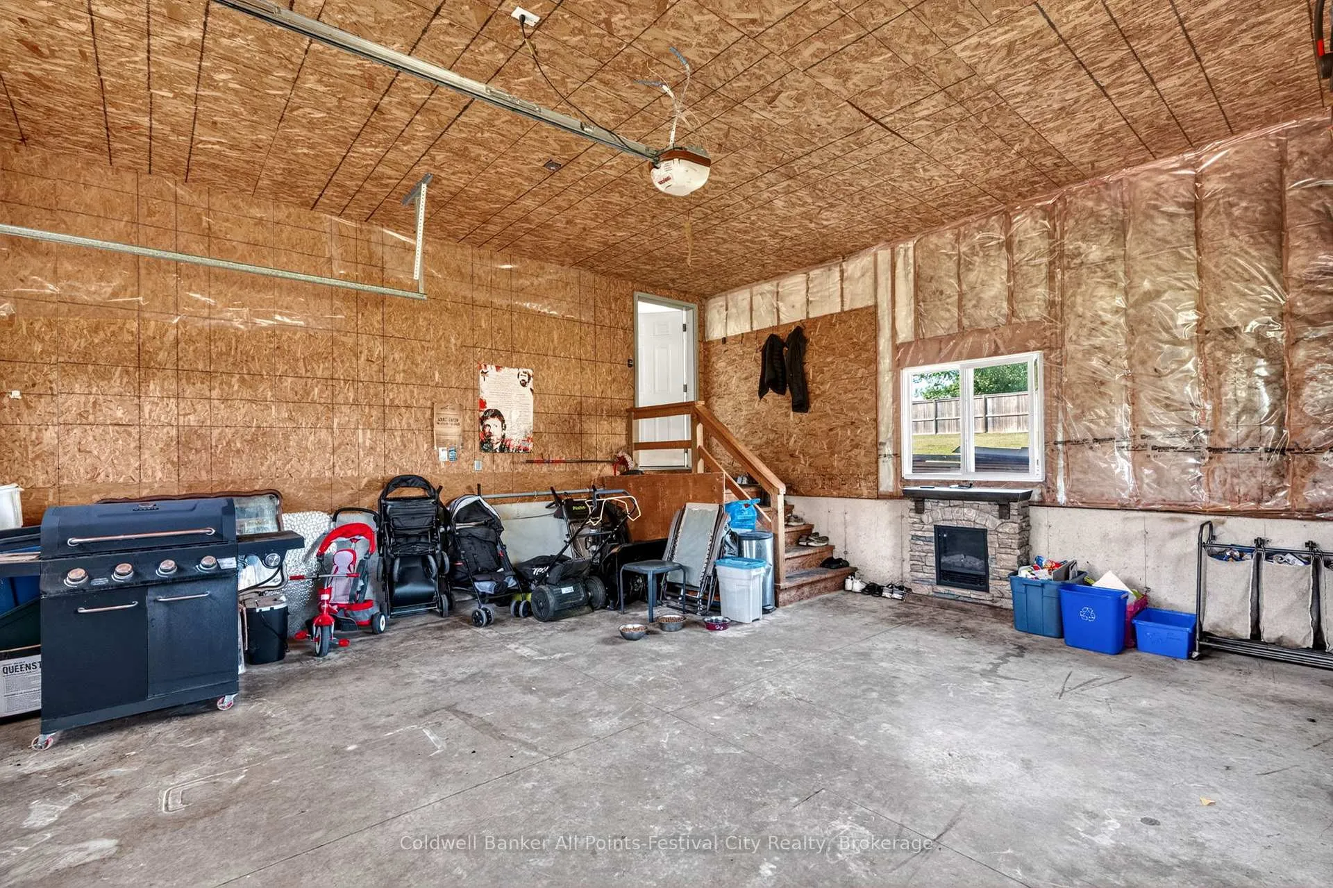 Photo 39 of 695 Hamilton Street, Huron-Kinloss, Lucknow — HOMEH