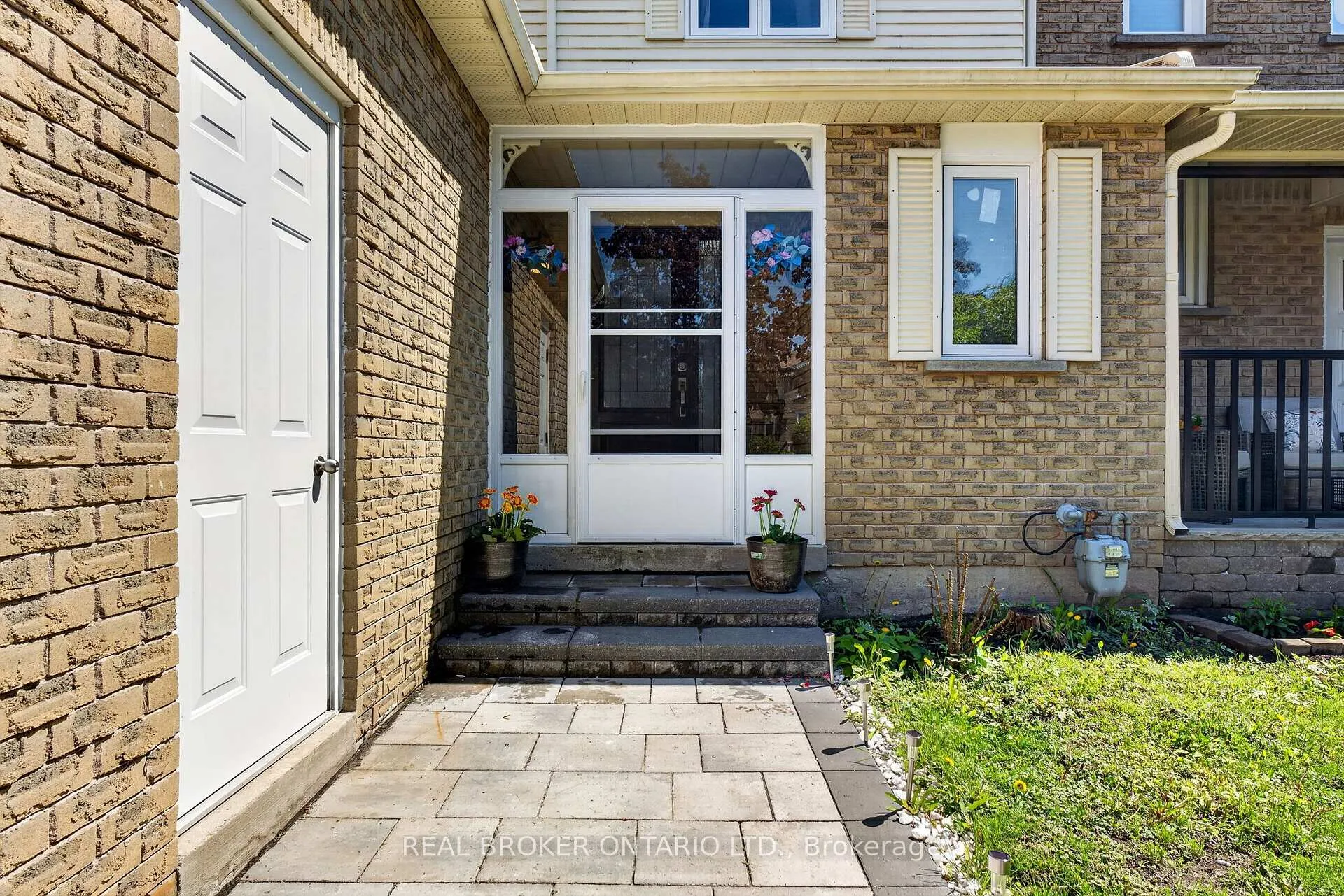 Photo 4 of 1523 Bentley Lane, Pickering, Brock Ridge — HOMEH