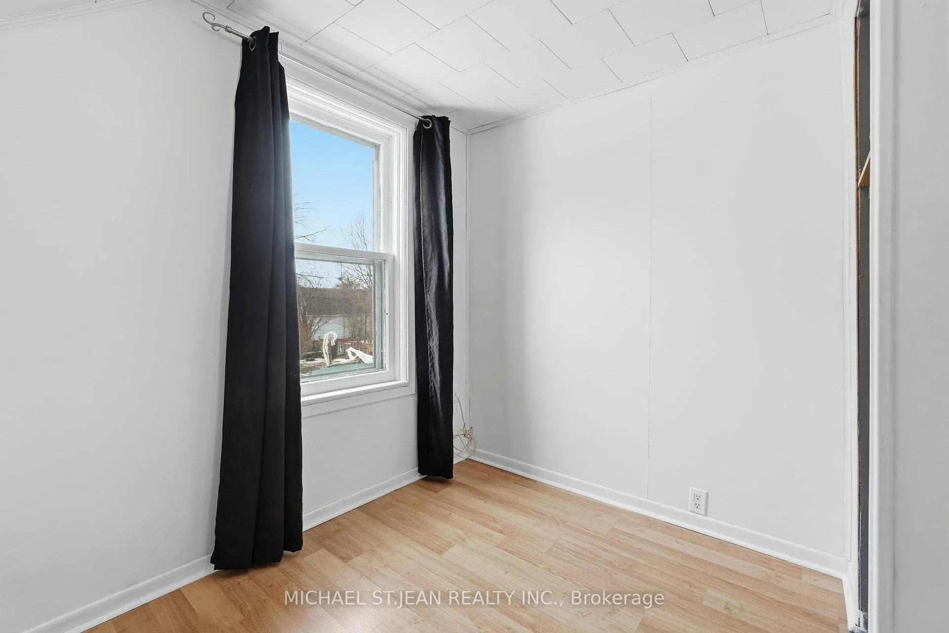 Photo 32 of 20 York Street, Welland, Lincoln/Crowland — HOMEH