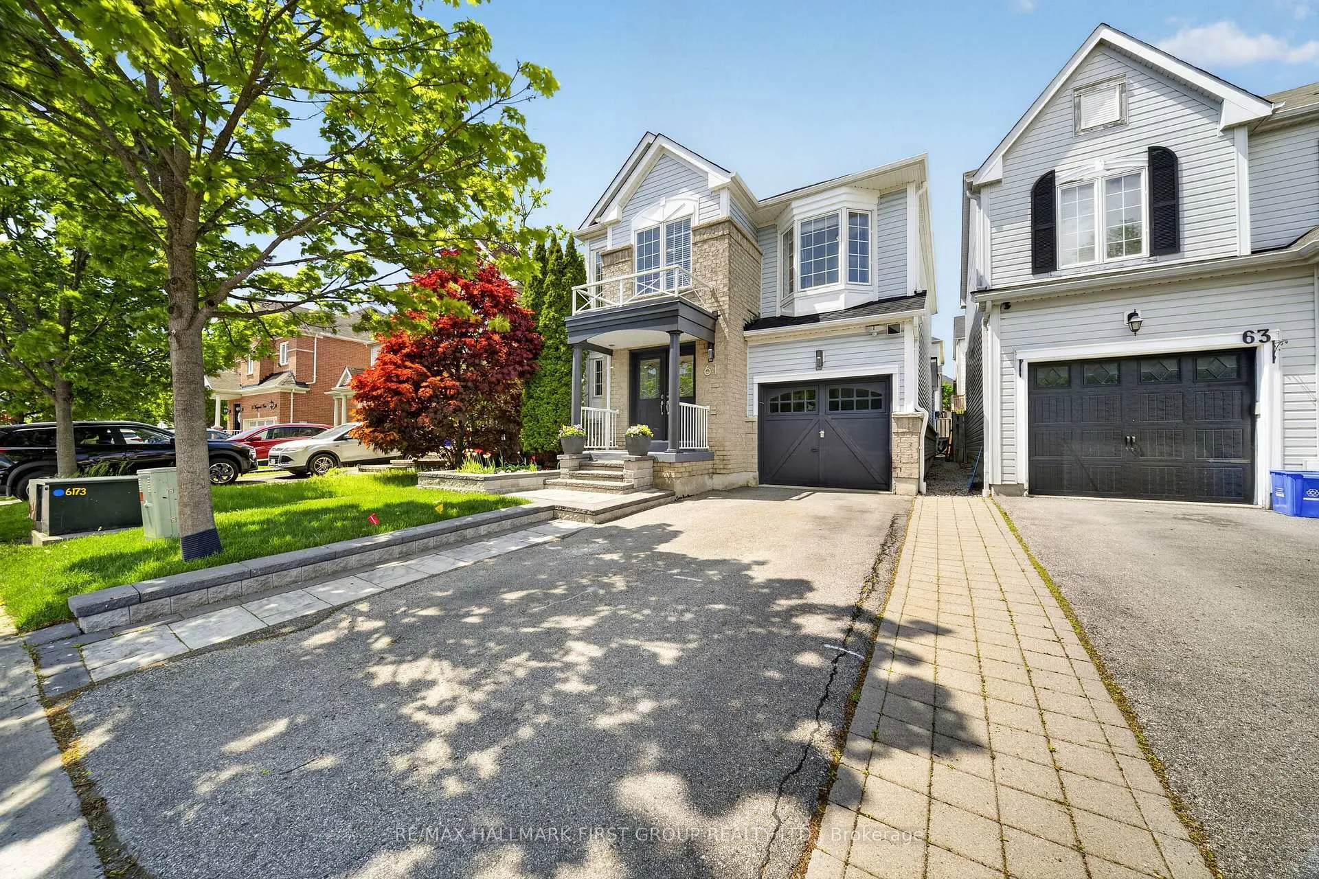 Photo 3 of 61 Vanguard Drive, Whitby, Brooklin — HOMEH