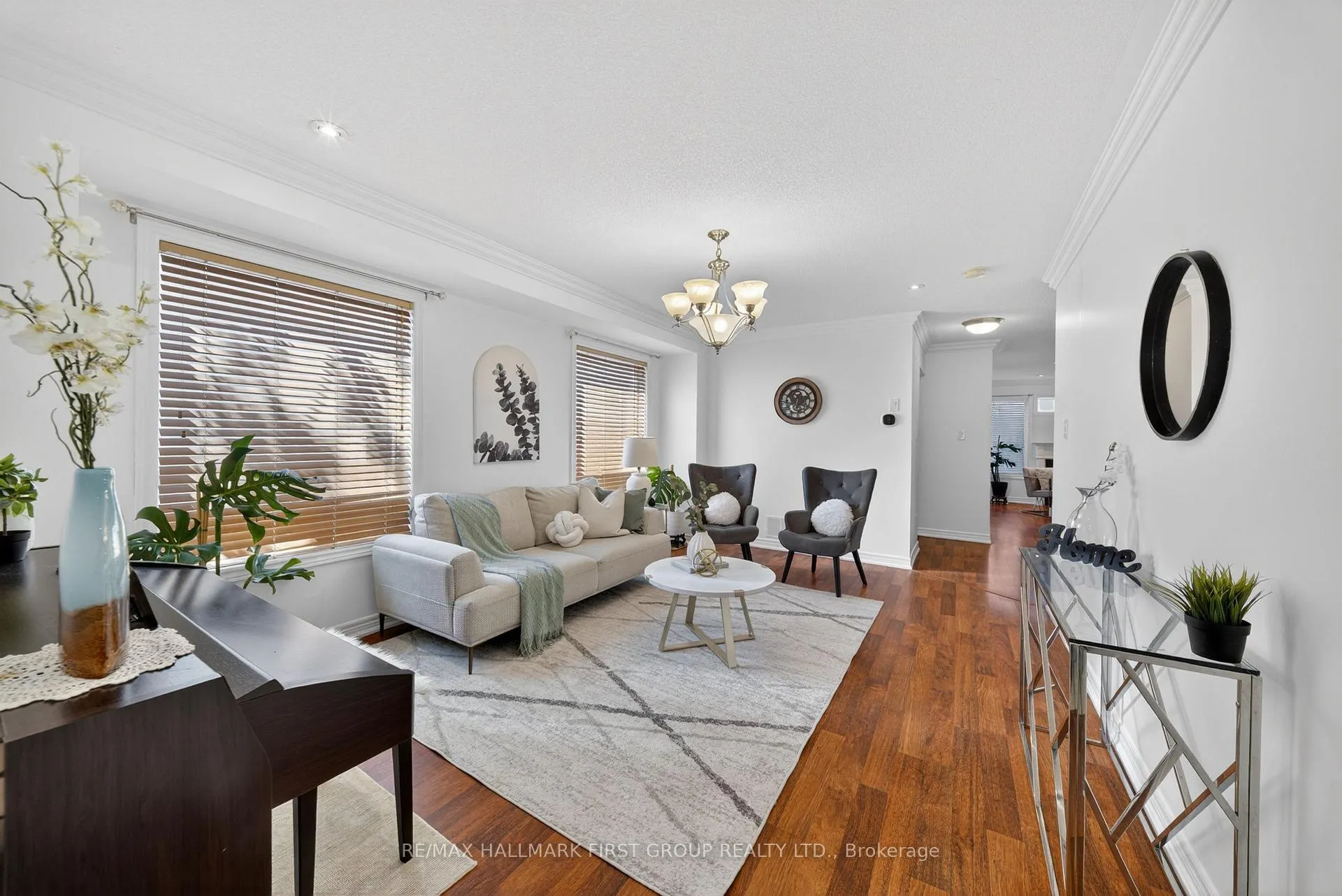 Photo 8 of 61 Vanguard Drive, Whitby, Brooklin — HOMEH