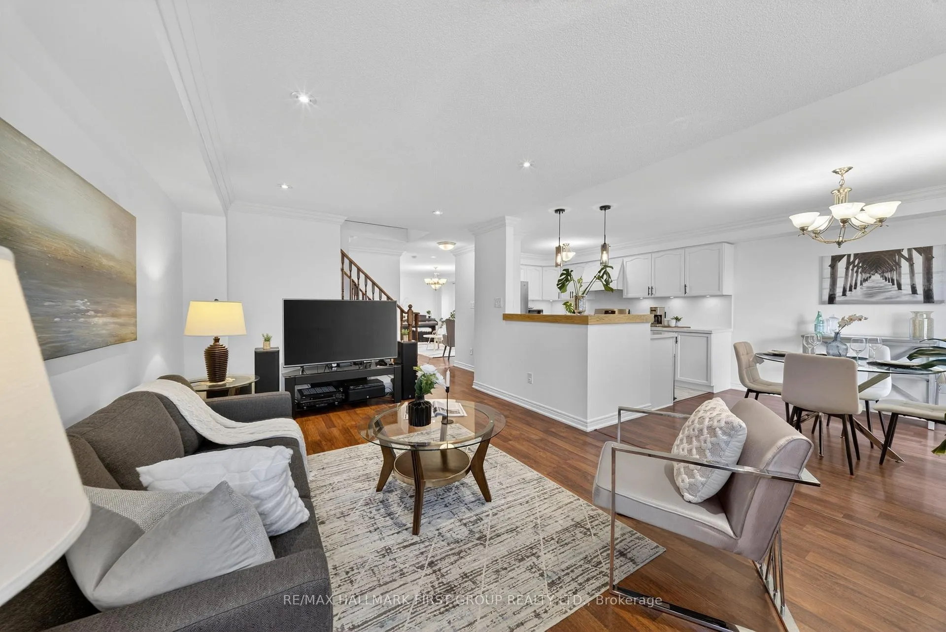 Photo 14 of 61 Vanguard Drive, Whitby, Brooklin — HOMEH