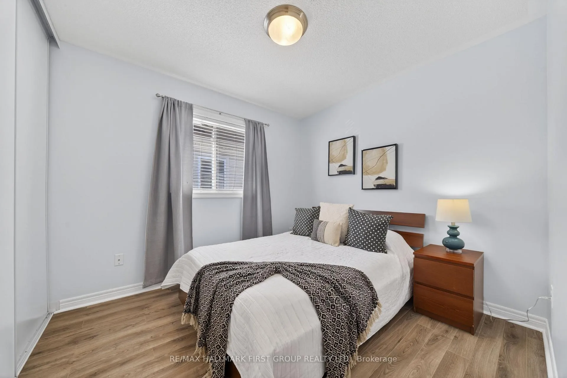 Photo 30 of 61 Vanguard Drive, Whitby, Brooklin — HOMEH