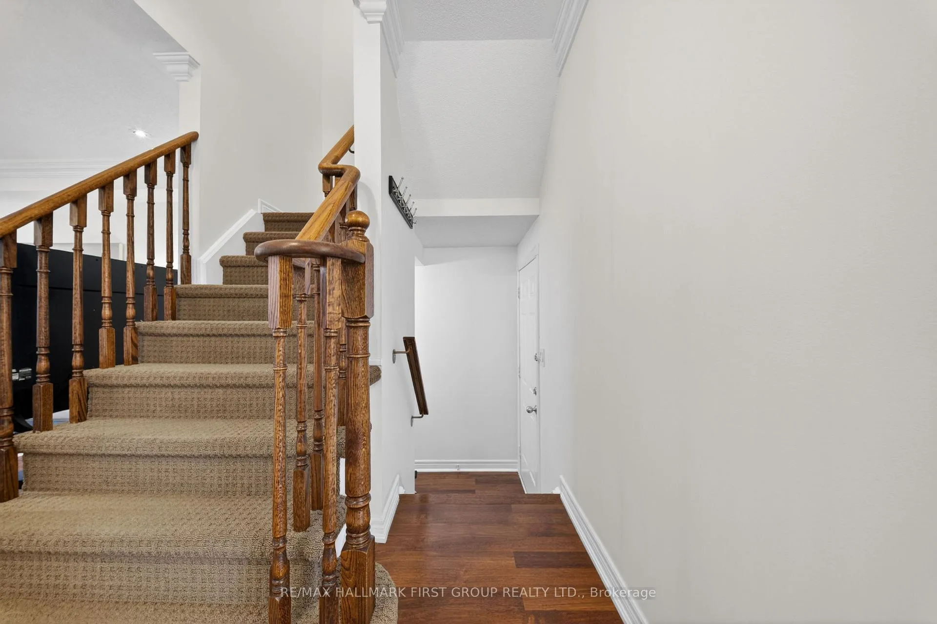 Photo 38 of 61 Vanguard Drive, Whitby, Brooklin — HOMEH