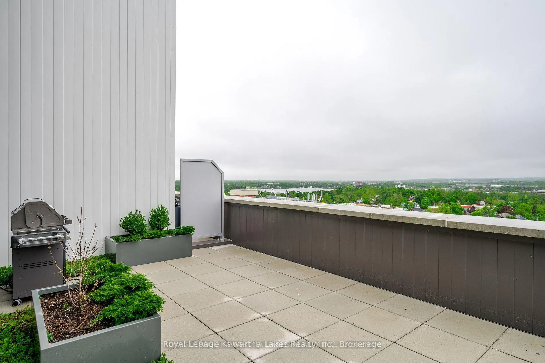 Photo 21 of Unit 302, 195 Hunter Street E, Peterborough, Ashburnham Ward 4 — HOMEH