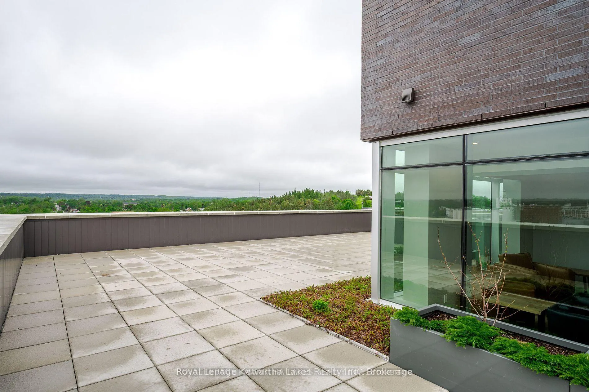Photo 22 of Unit 302, 195 Hunter Street E, Peterborough, Ashburnham Ward 4 — HOMEH