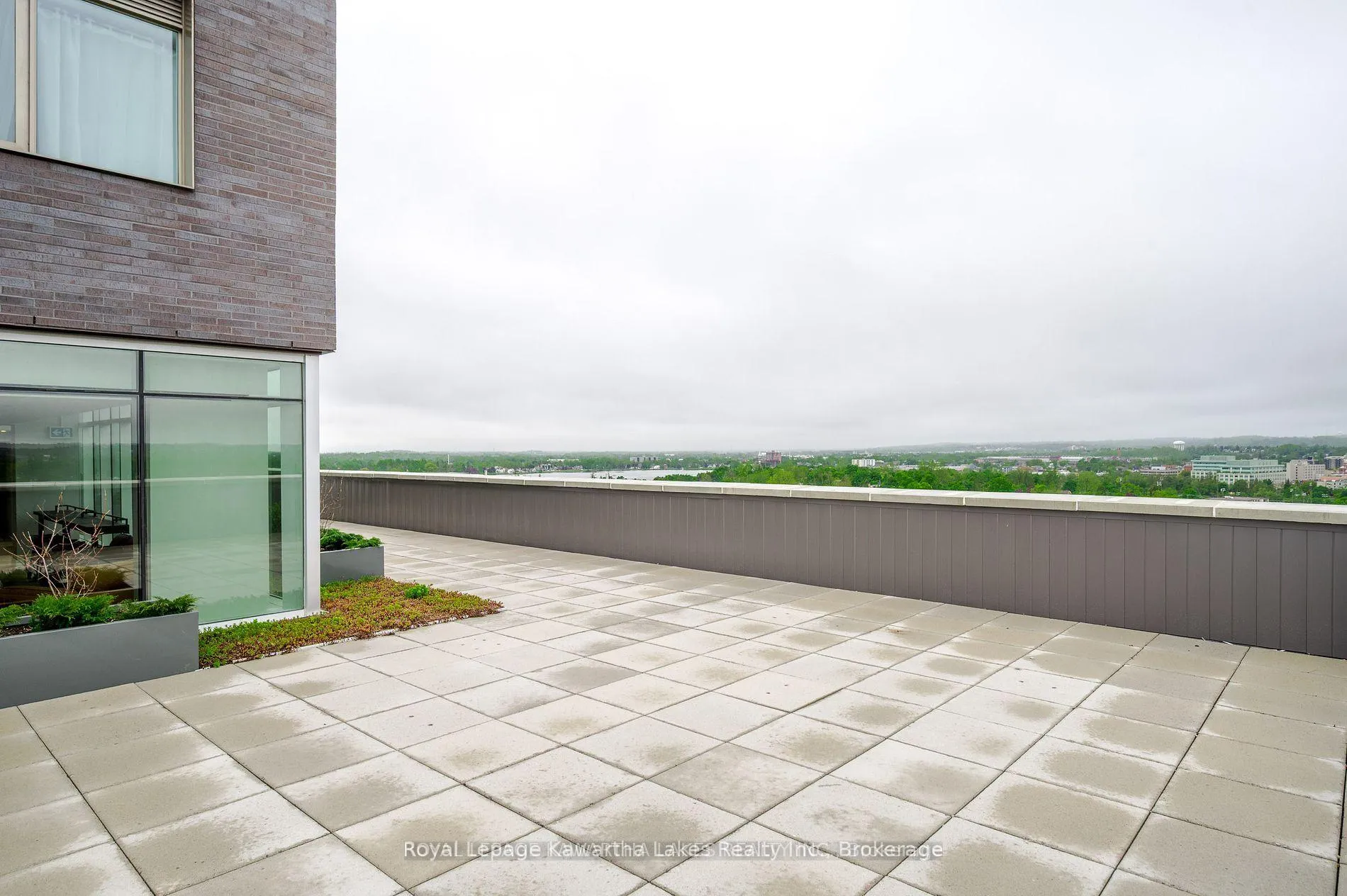 Photo 23 of Unit 302, 195 Hunter Street E, Peterborough, Ashburnham Ward 4 — HOMEH