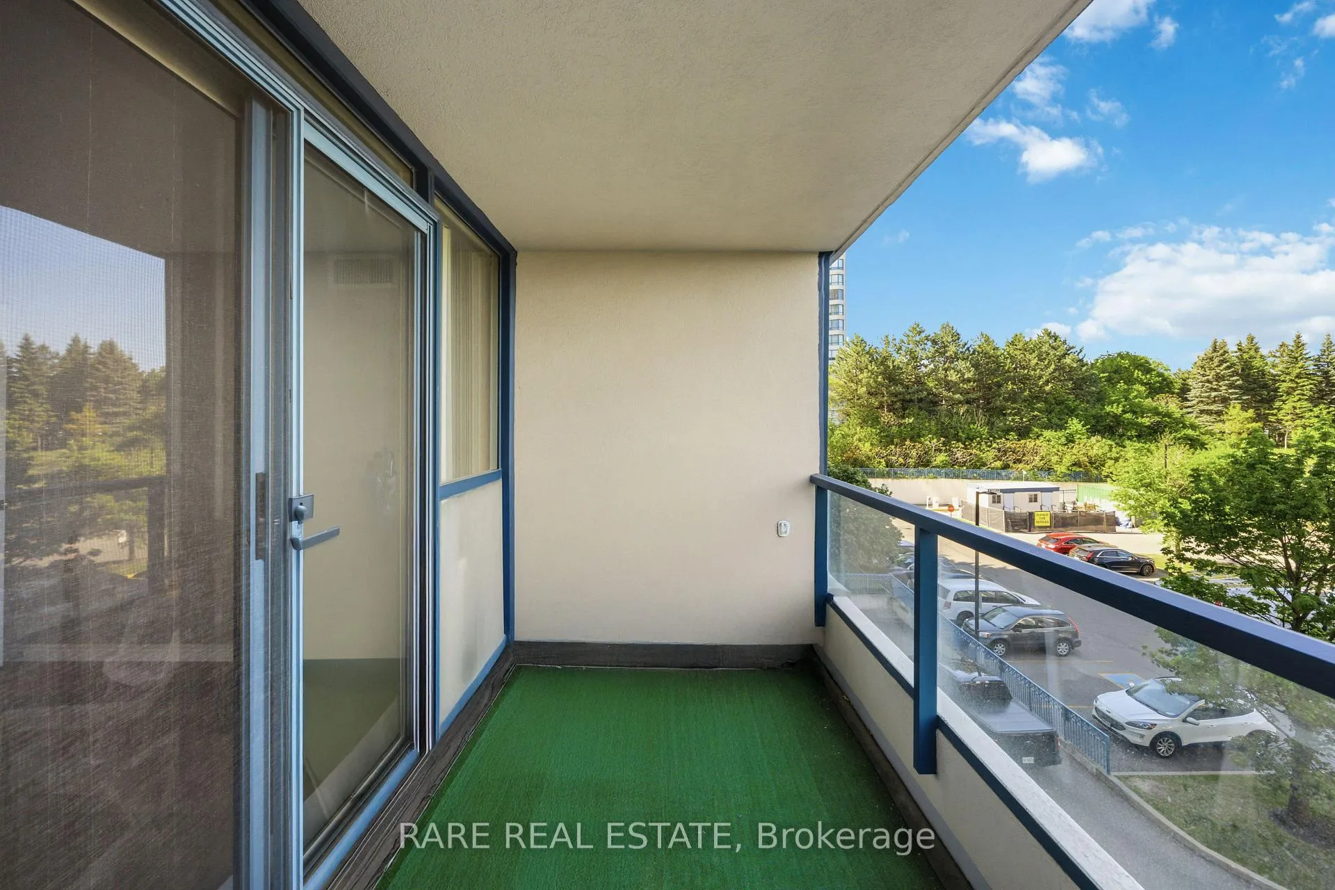 Photo 14 of Unit 412, 7300 Yonge Street, Vaughan, Crestwood-Springfarm-Yorkhill — HOMEH