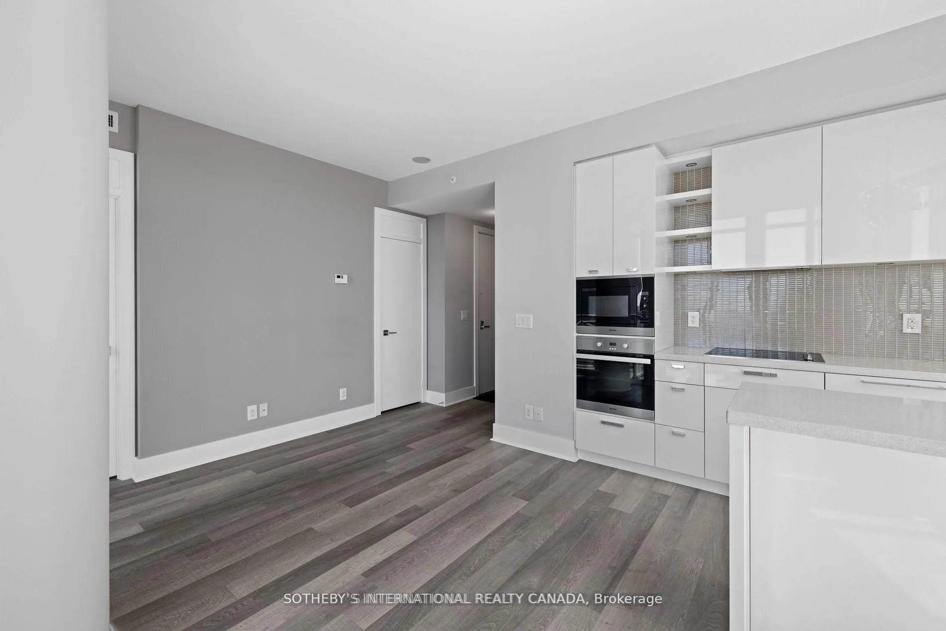 Photo 7 of Unit 1508, 32 Davenport Road, Toronto, The Annex — HOMEH