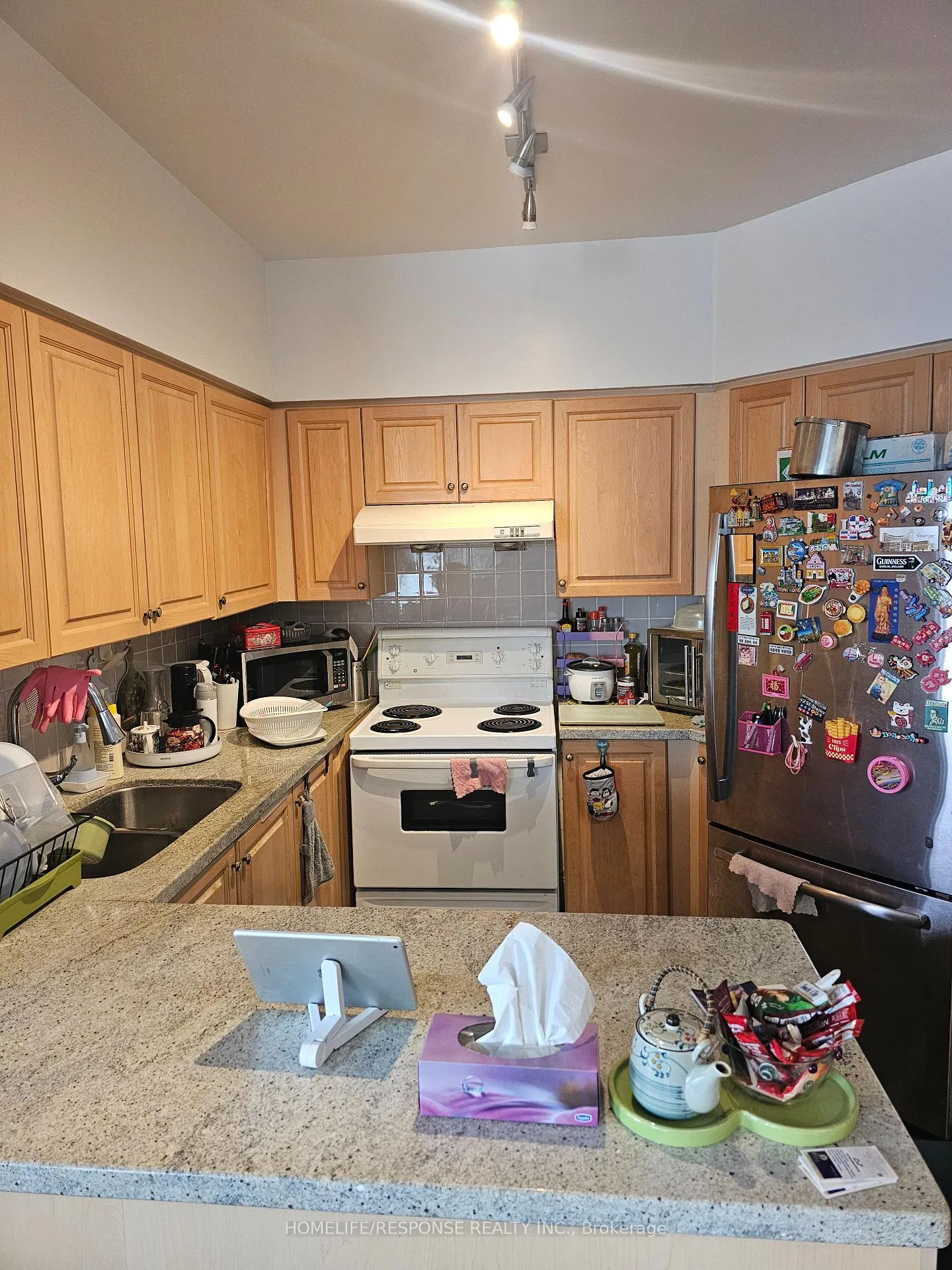 Photo 5 of Unit 1011, 48 Suncrest Boulevard, Markham, Commerce Valley — HOMEH