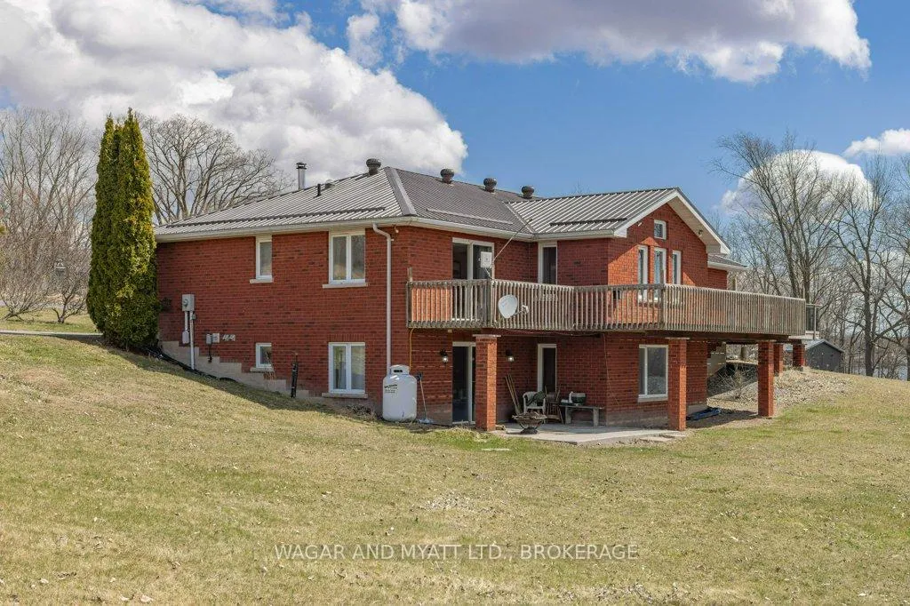 Front of 5243 County Road 9