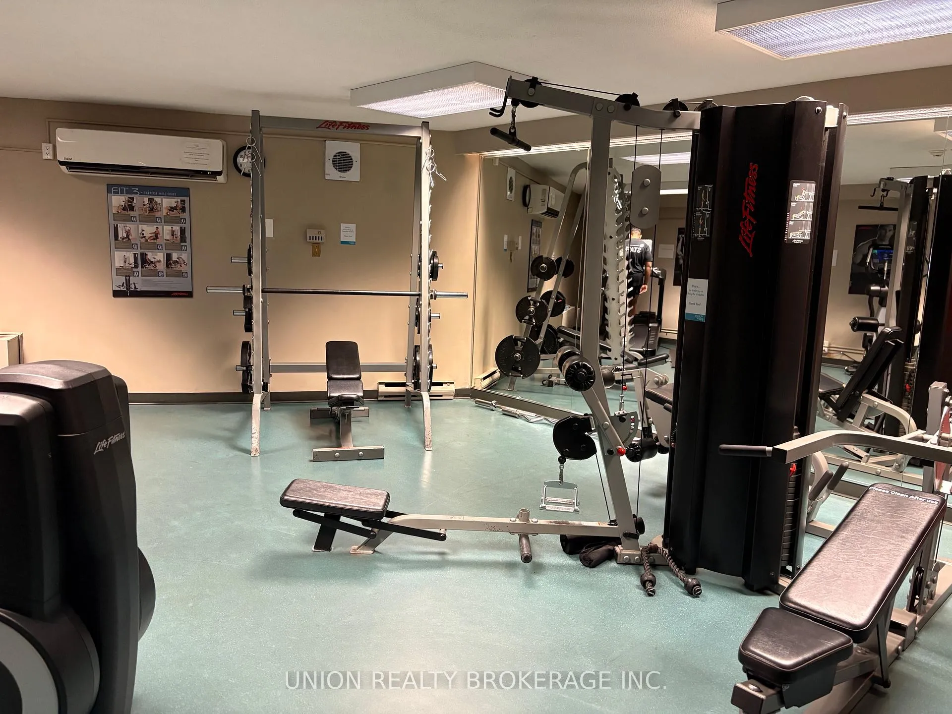 Photo 11 of Unit 707, 260 Queens Quay W, Toronto, Waterfront Communities — HOMEH