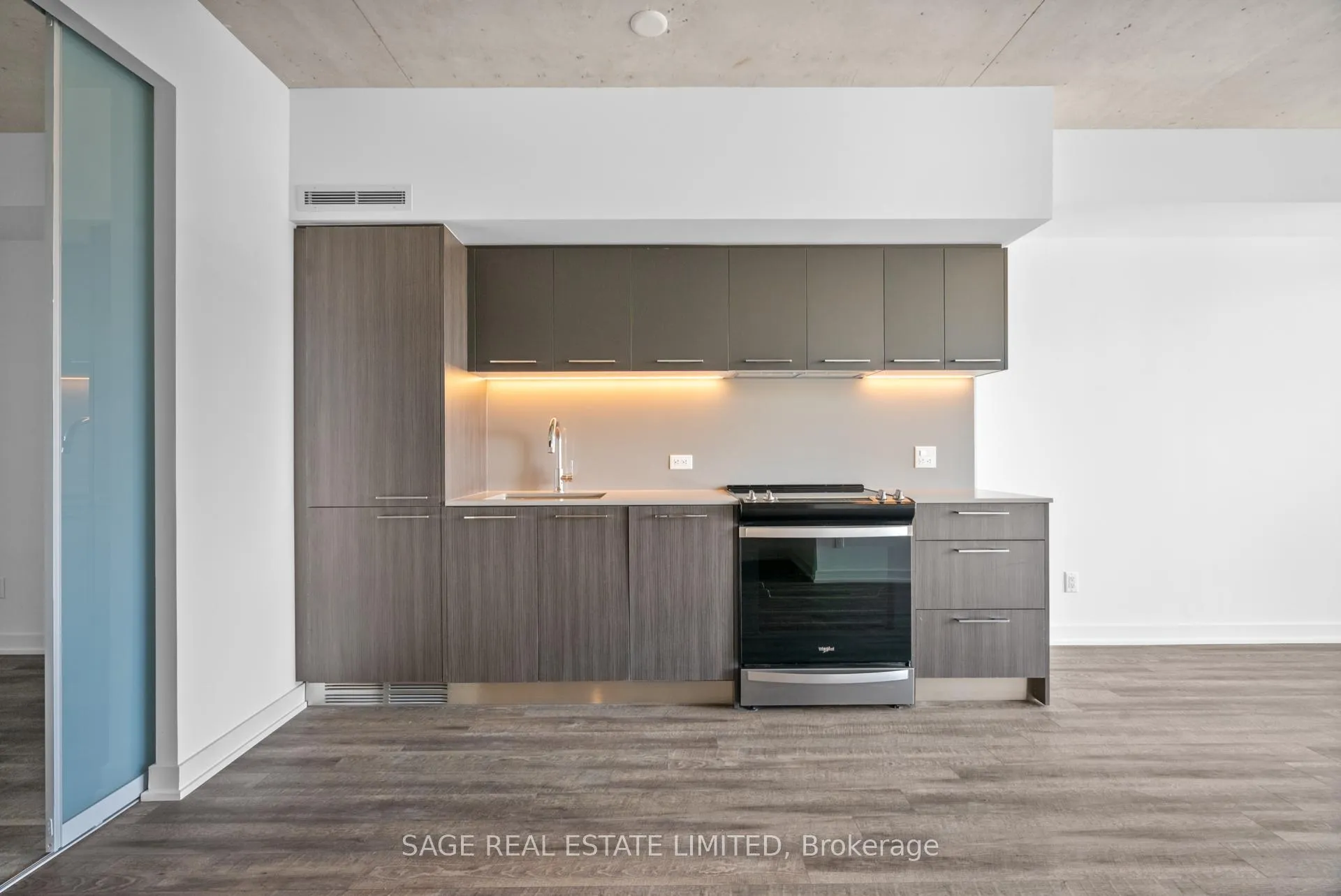 Photo 3 of Unit 514, 665 Queen Street E, Toronto, South Riverdale — HOMEH