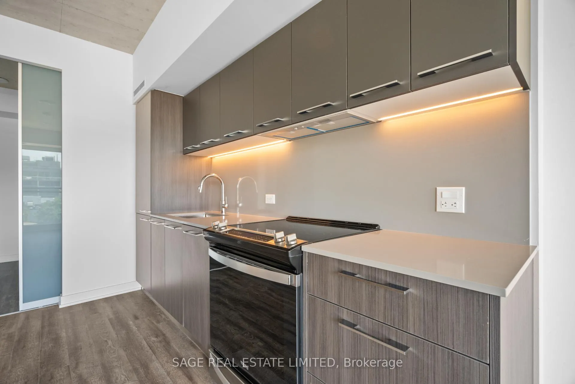 Photo 8 of Unit 514, 665 Queen Street E, Toronto, South Riverdale — HOMEH