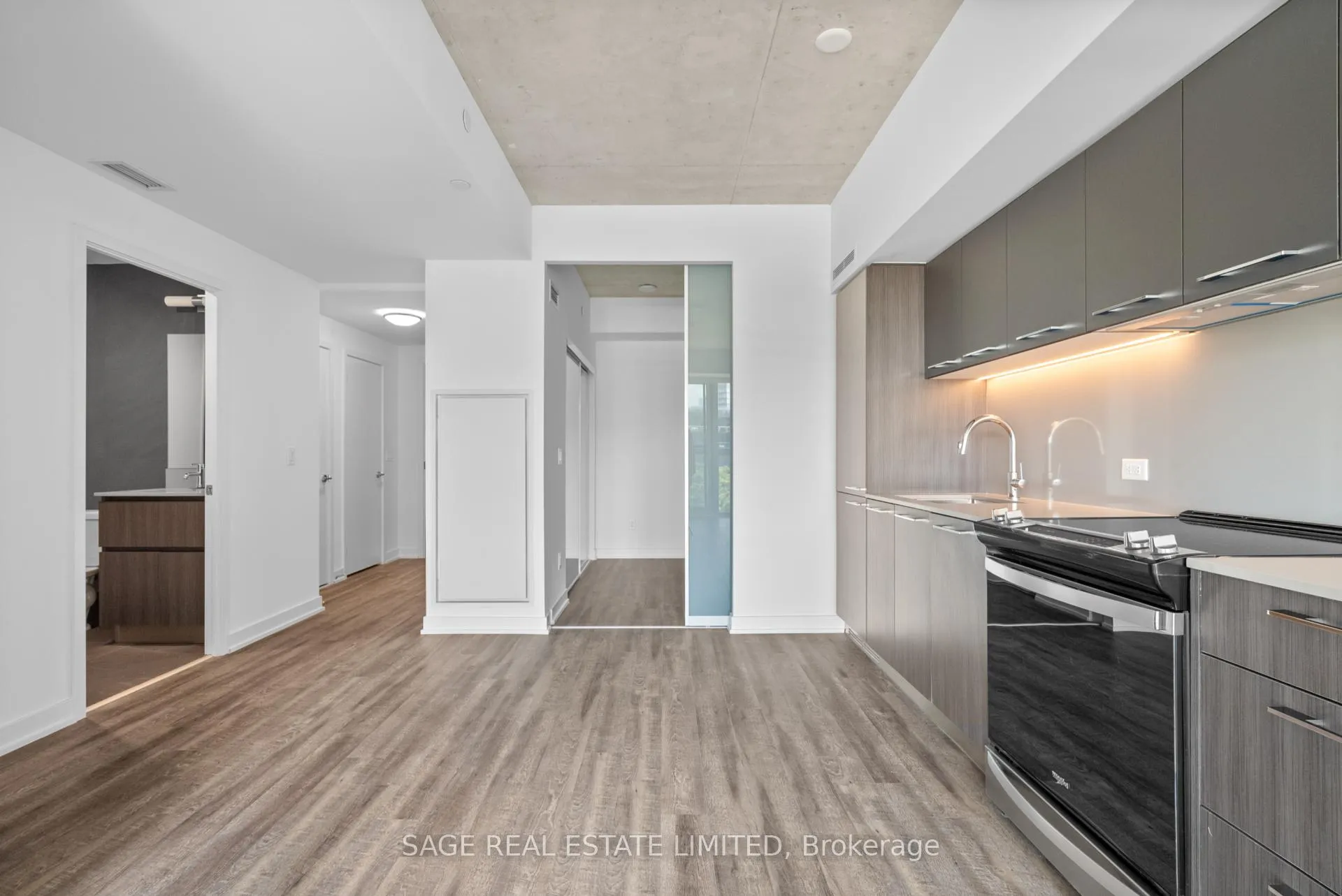 Photo 9 of Unit 514, 665 Queen Street E, Toronto, South Riverdale — HOMEH