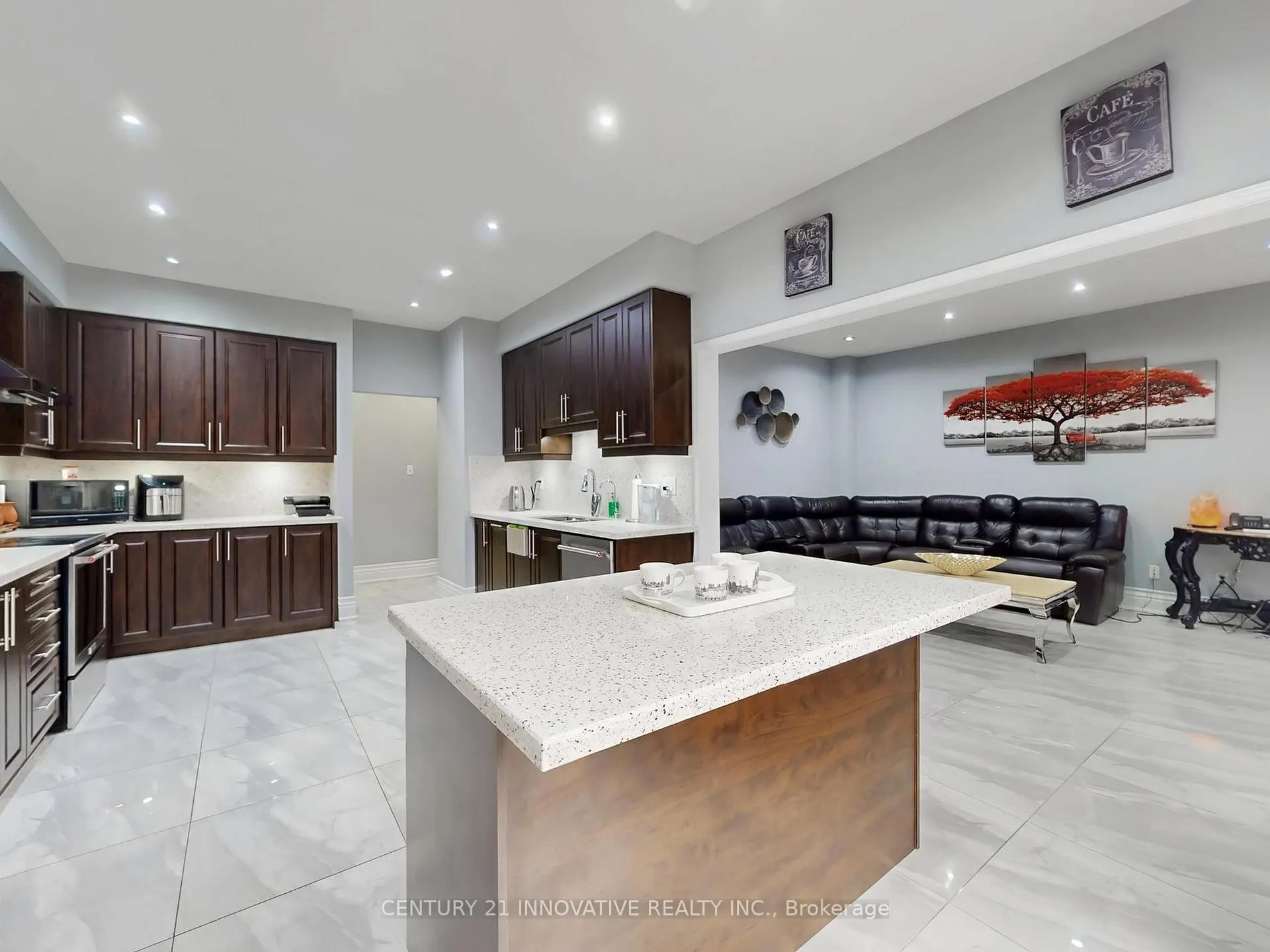 Photo 13 of 9 Heatherdale Drive, Brampton, Fletcher's Meadow — HOMEH