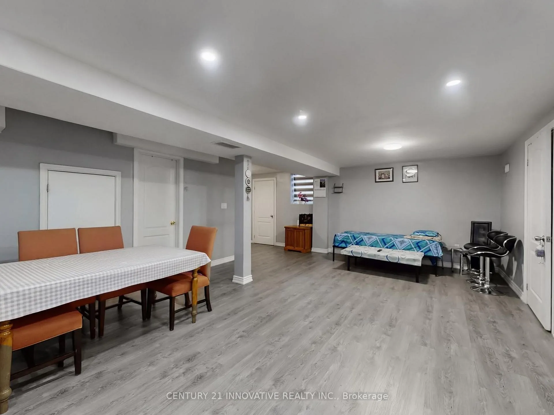 Photo 37 of 9 Heatherdale Drive, Brampton, Fletcher's Meadow — HOMEH