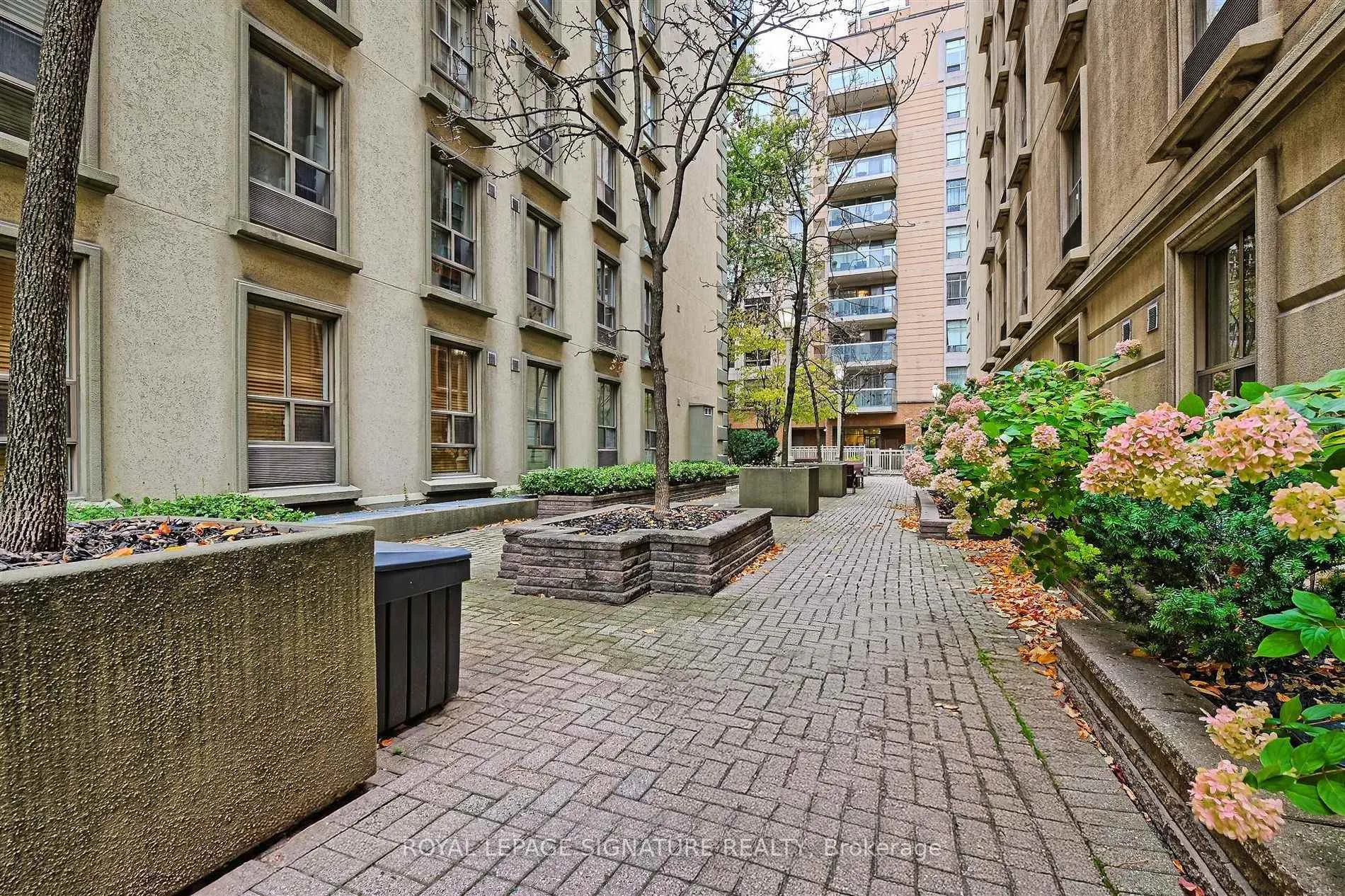 Photo 4 of Unit 502, 80 Charles Street E, Toronto, Church-Yonge Corridor — HOMEH
