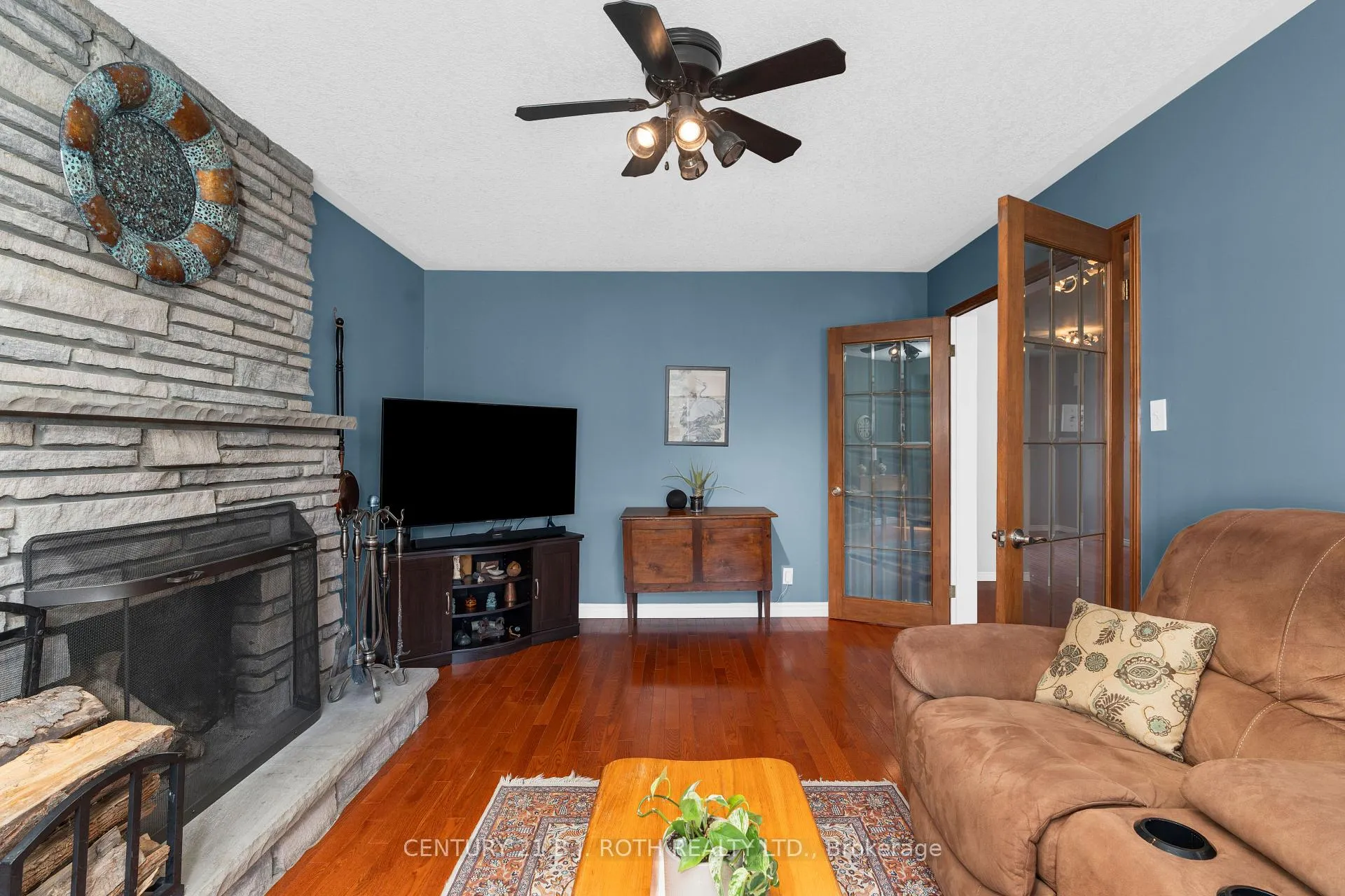 Photo 21 of 37 Laurentian Lane, Orillia — HOMEH