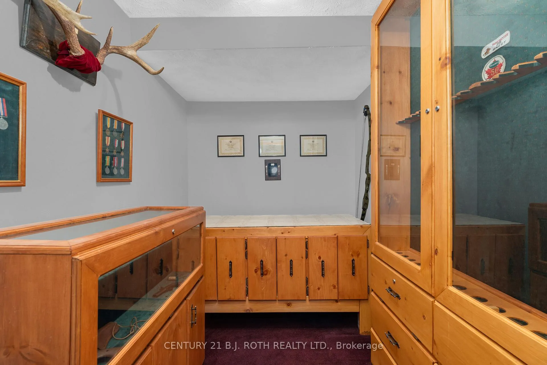 Photo 39 of 37 Laurentian Lane, Orillia — HOMEH