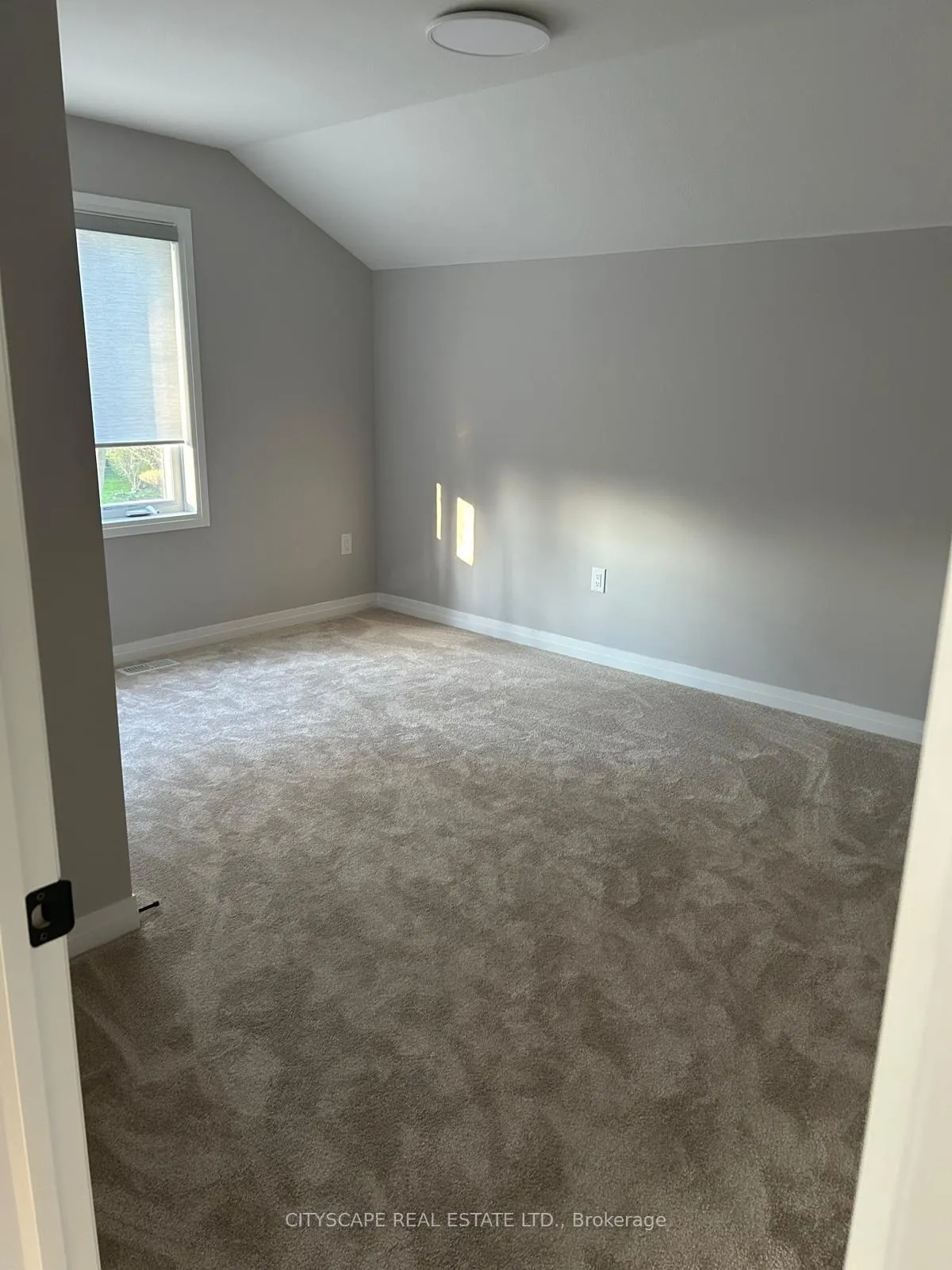 Photo 5 of Unit 7, 264 Blair Road W, Cambridge — HOMEH