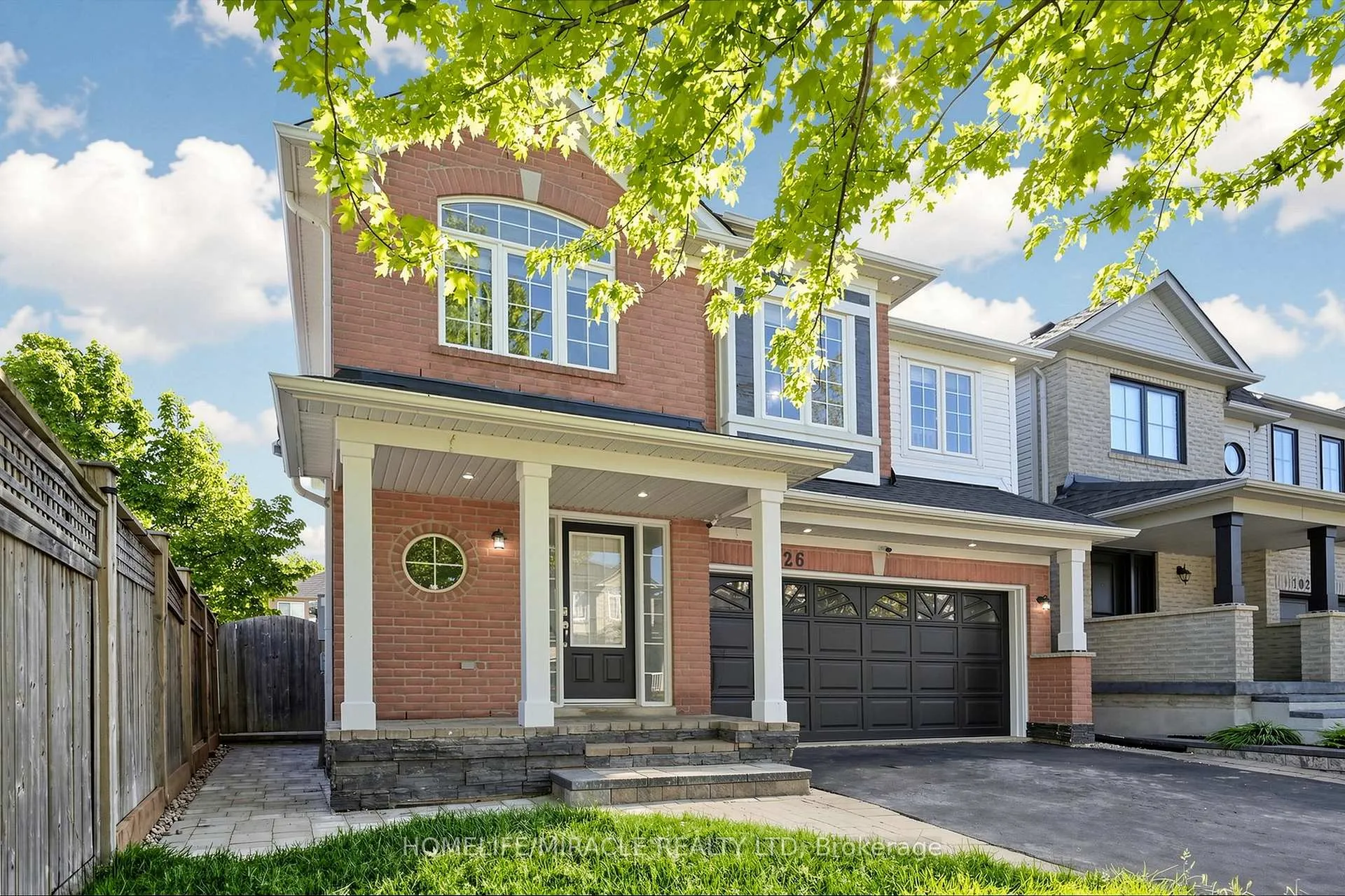 Photo 3 of 1026 Holdsworth Crescent, Milton, Coates — HOMEH