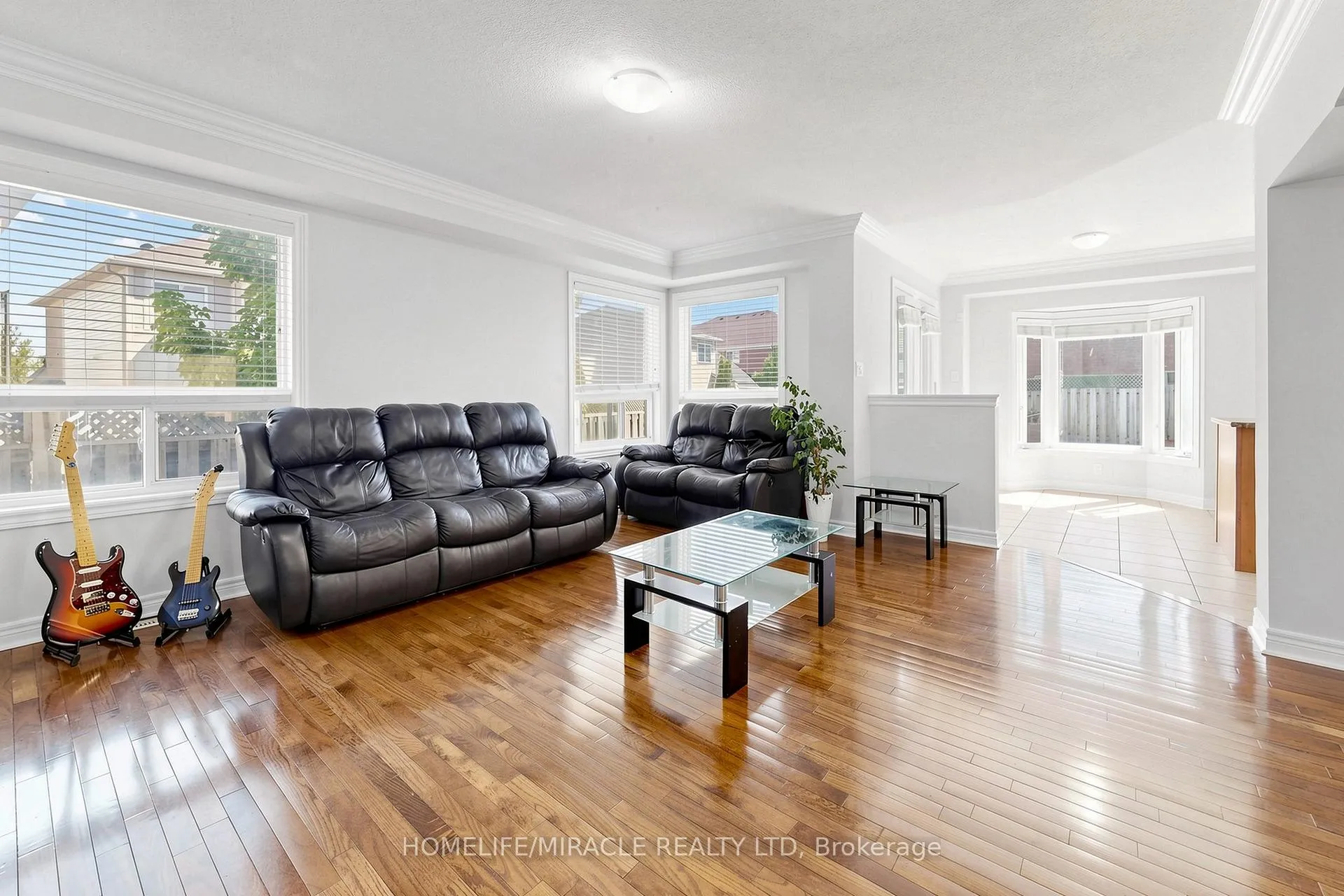 Photo 7 of 1026 Holdsworth Crescent, Milton, Coates — HOMEH