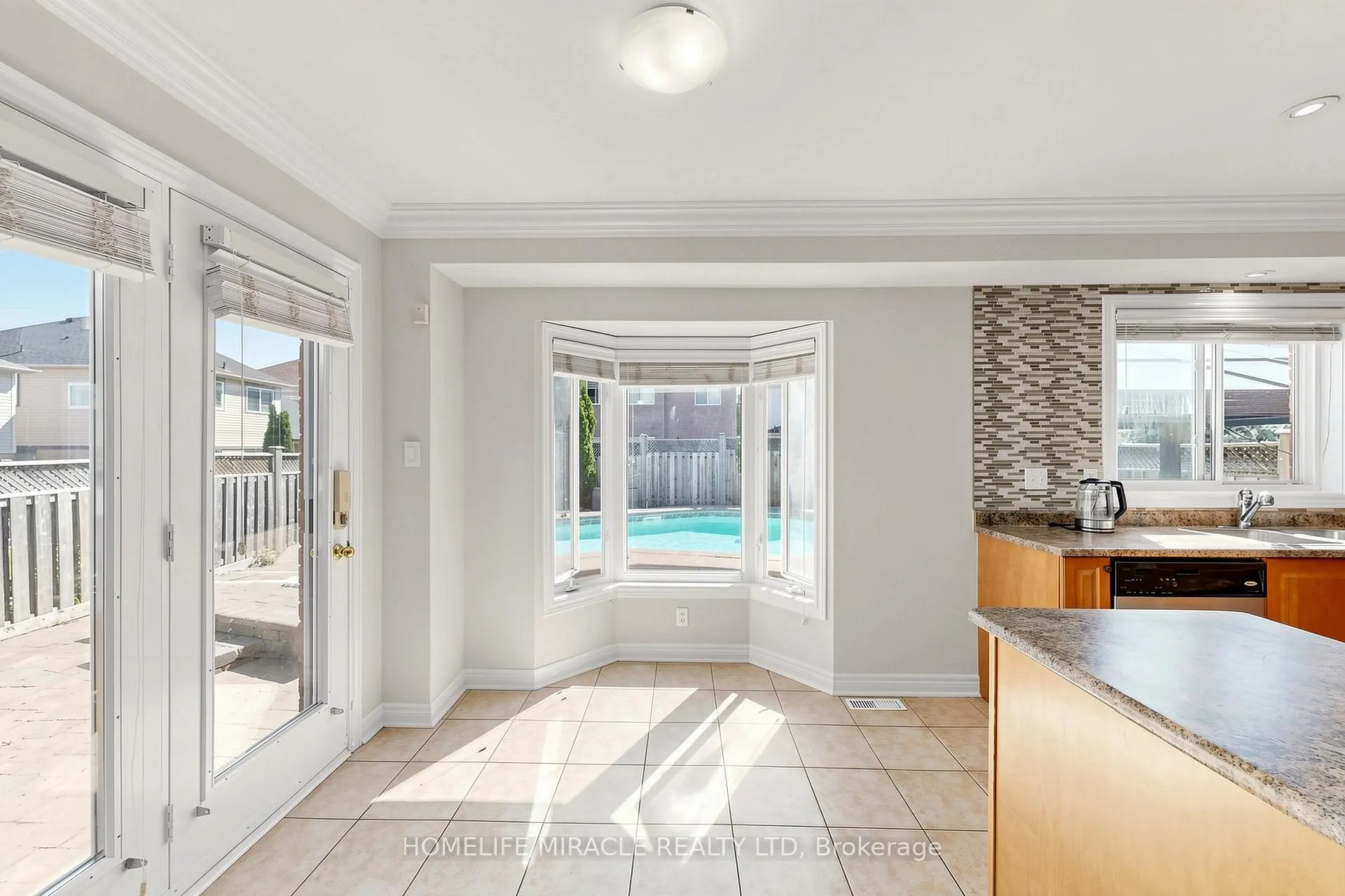 Photo 15 of 1026 Holdsworth Crescent, Milton, Coates — HOMEH