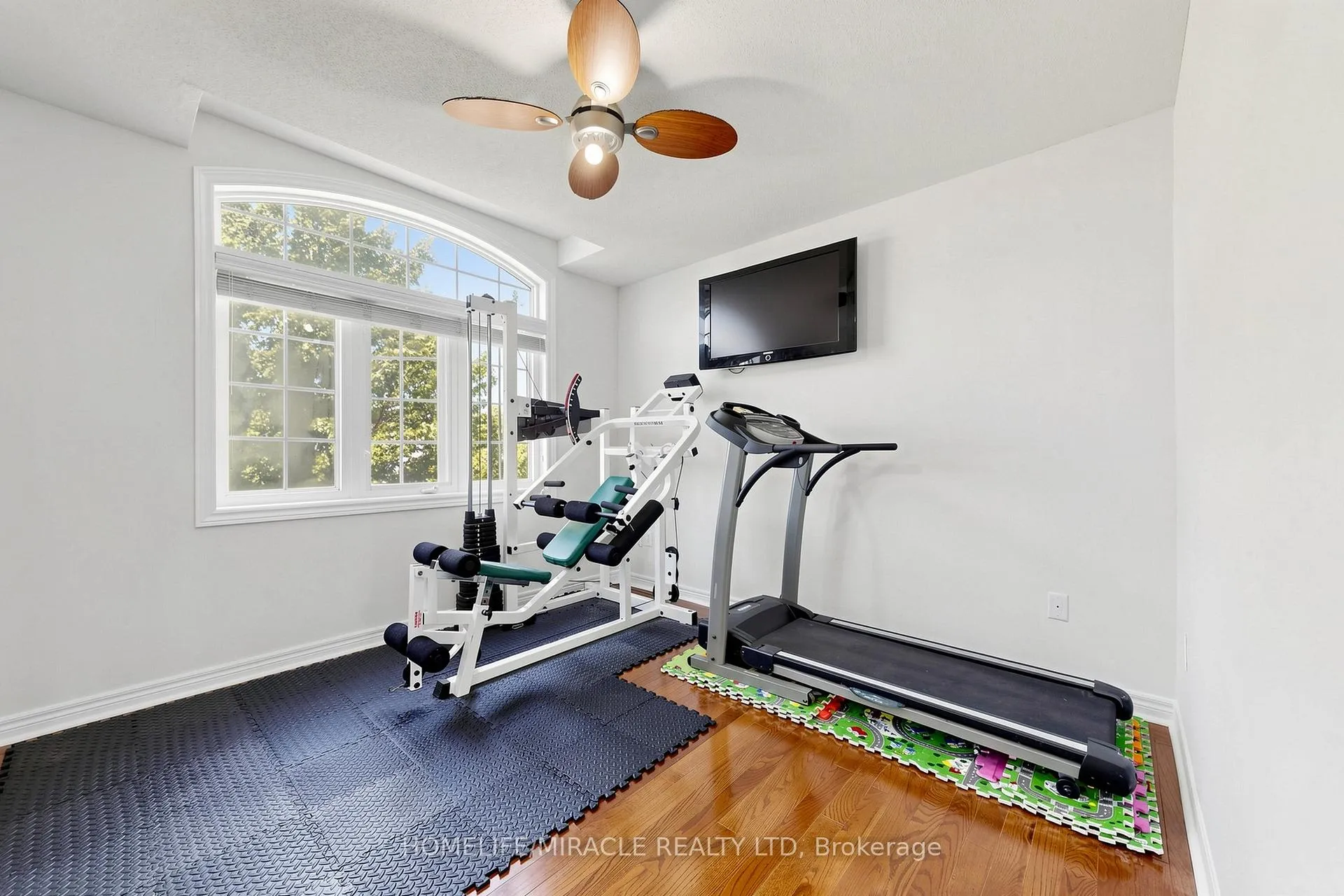 Photo 25 of 1026 Holdsworth Crescent, Milton, Coates — HOMEH