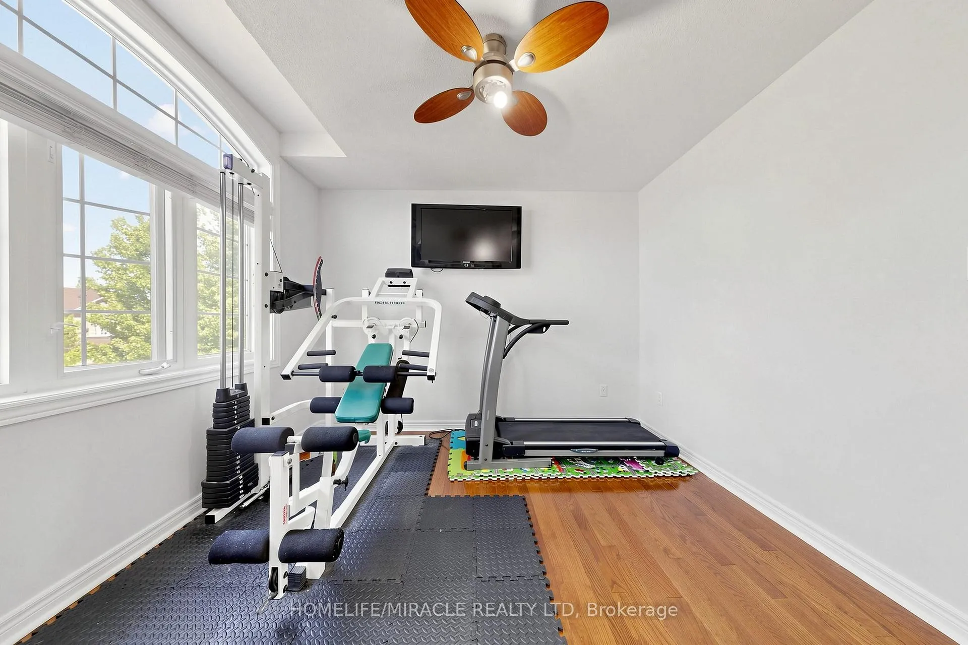 Photo 27 of 1026 Holdsworth Crescent, Milton, Coates — HOMEH