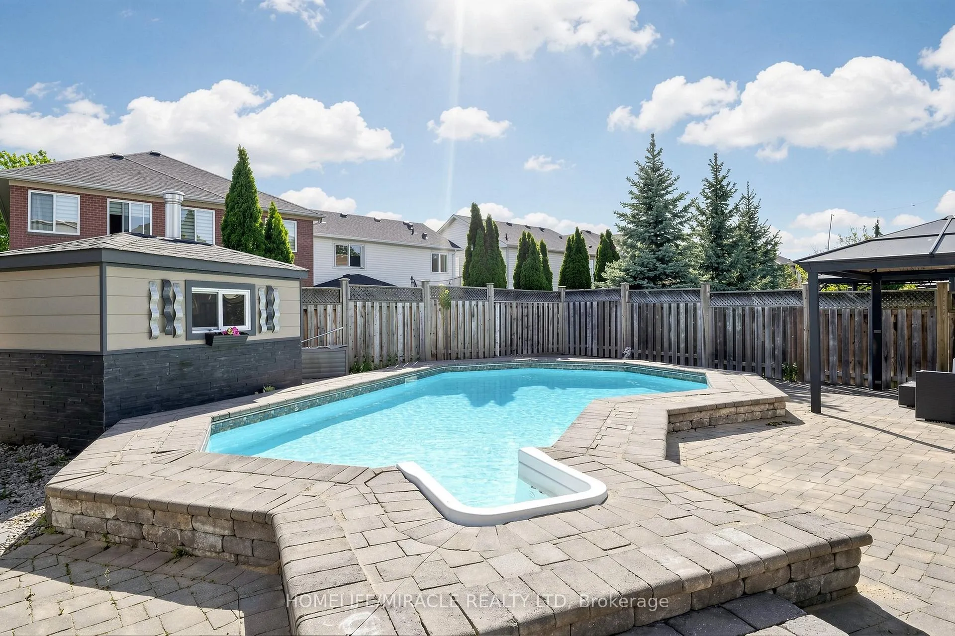 Photo 44 of 1026 Holdsworth Crescent, Milton, Coates — HOMEH