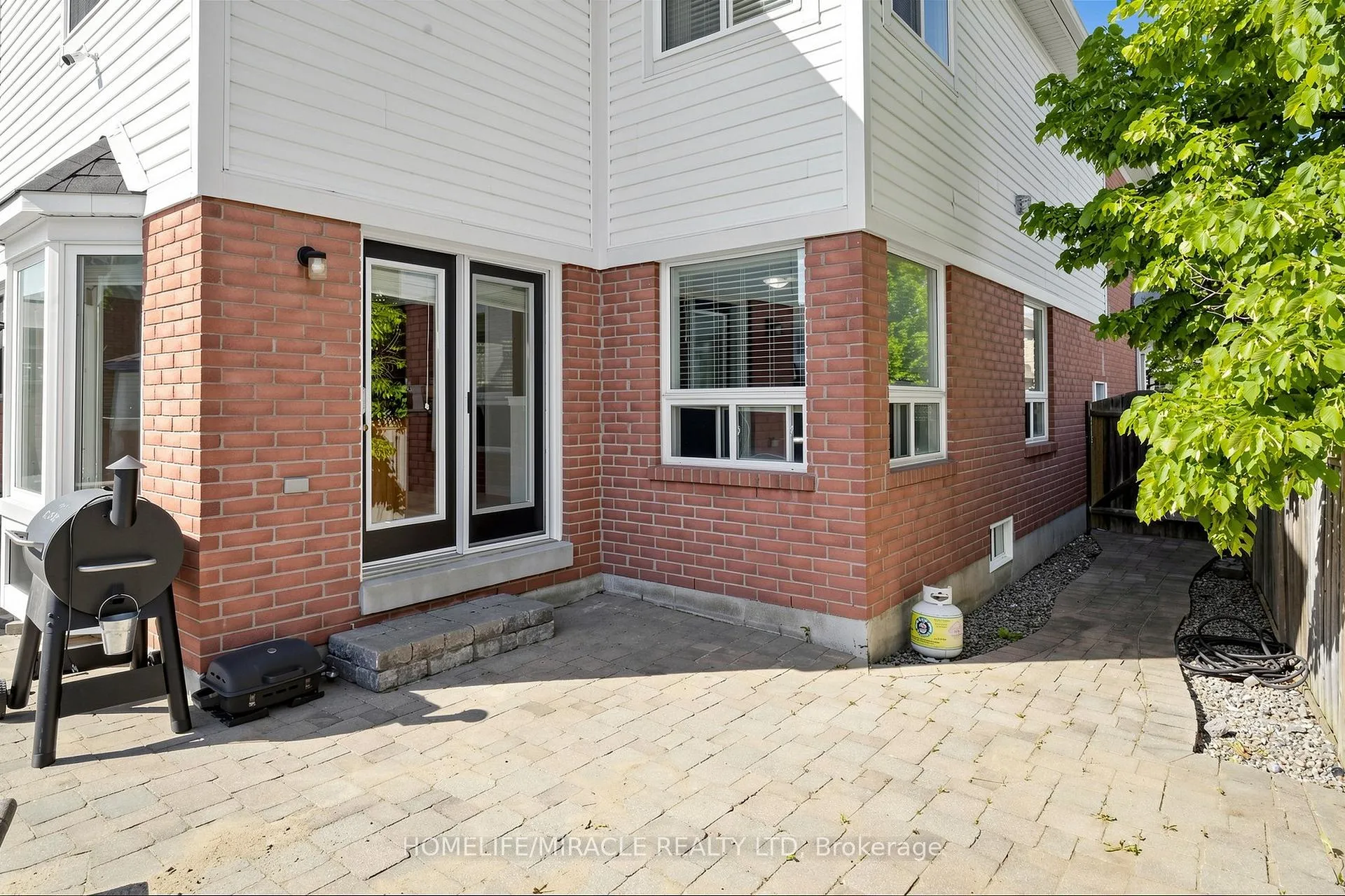 Photo 49 of 1026 Holdsworth Crescent, Milton, Coates — HOMEH