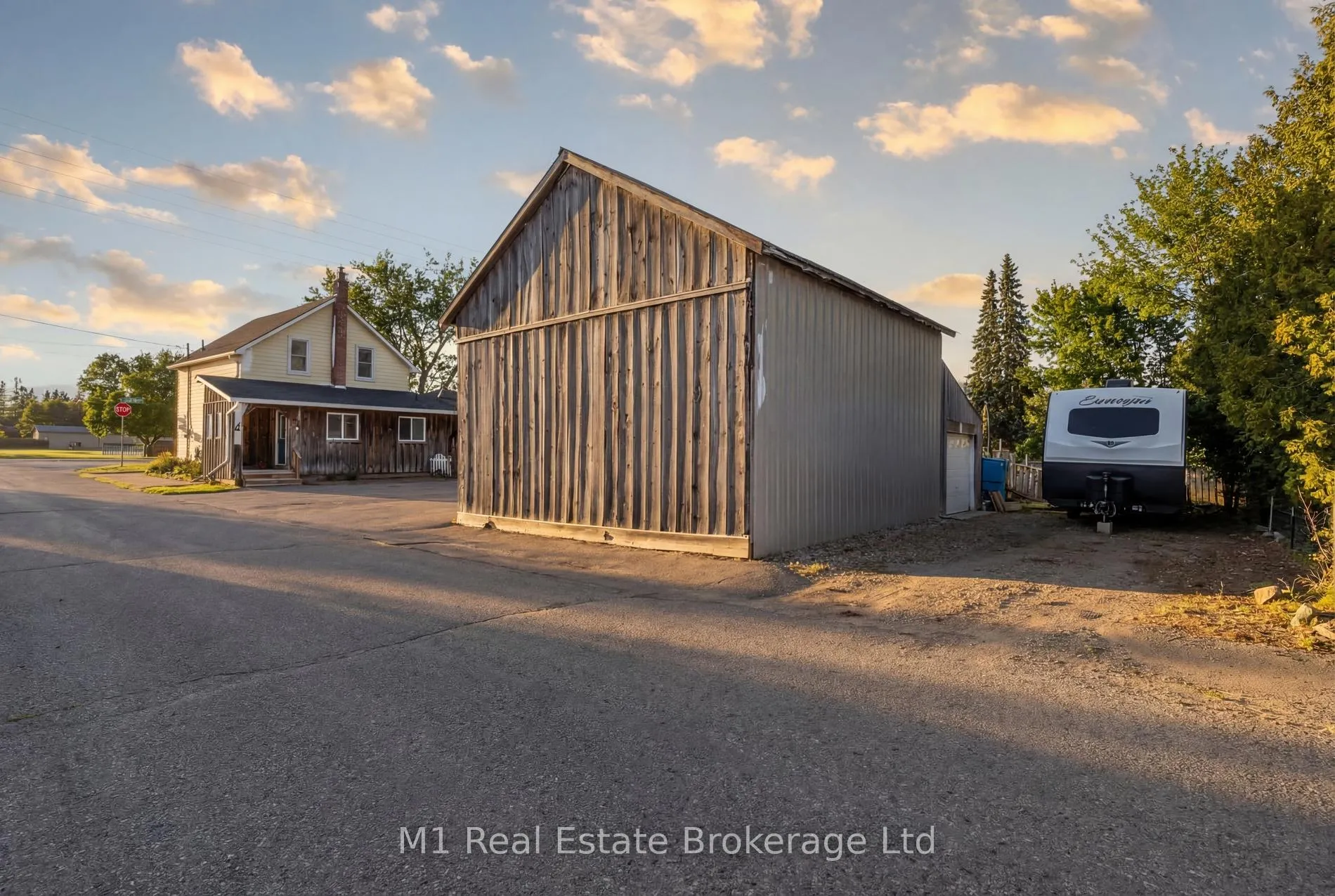 Photo 3 of 2665 Kressler Road, Woolwich — HOMEH