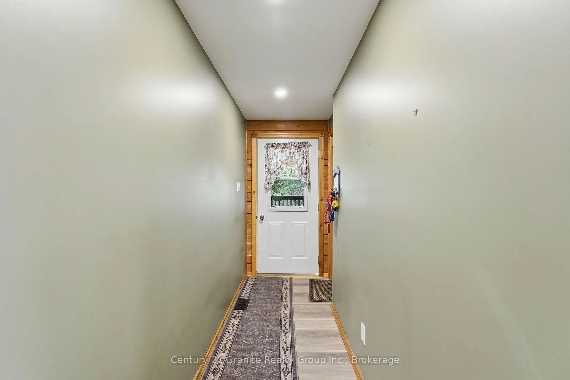Photo 4 of 119 Gaffney Lake Lane, Bancroft, Dungannon Ward — HOMEH