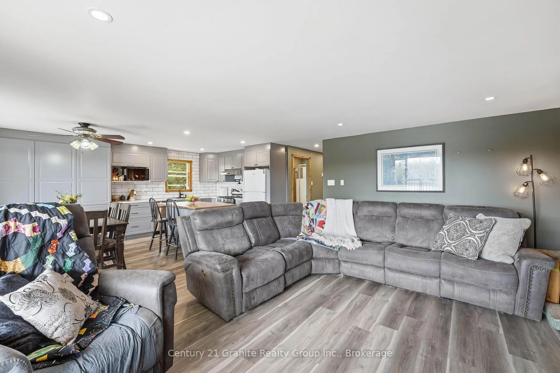 Photo 11 of 119 Gaffney Lake Lane, Bancroft, Dungannon Ward — HOMEH