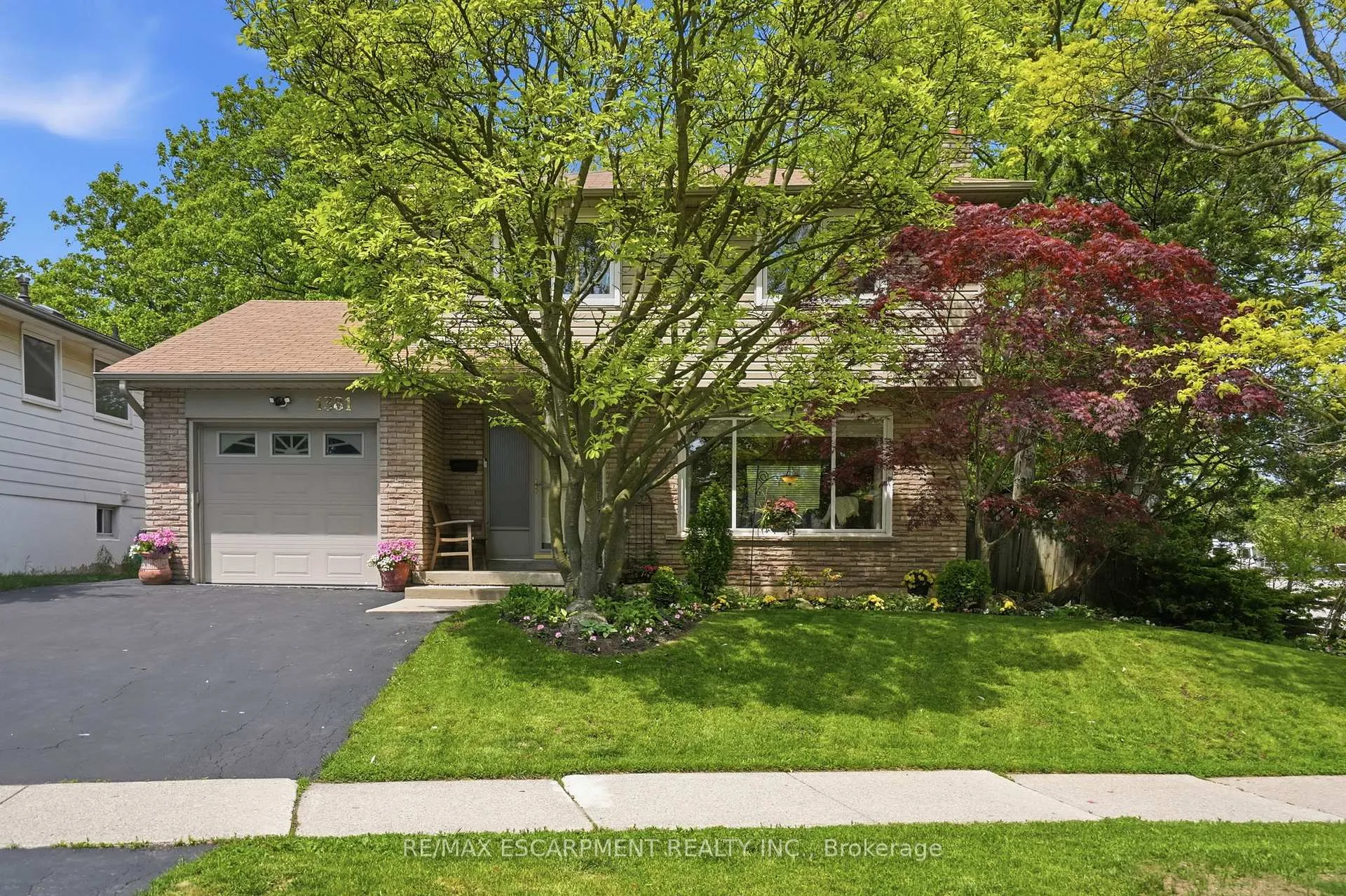 Front of 1381 Majestic Drive