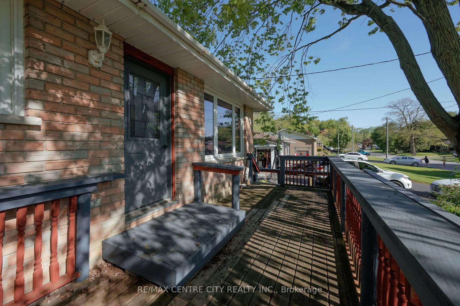 Photo 2 of 275 Frances Street, Central Elgin, Rural Central Elgin — HOMEH