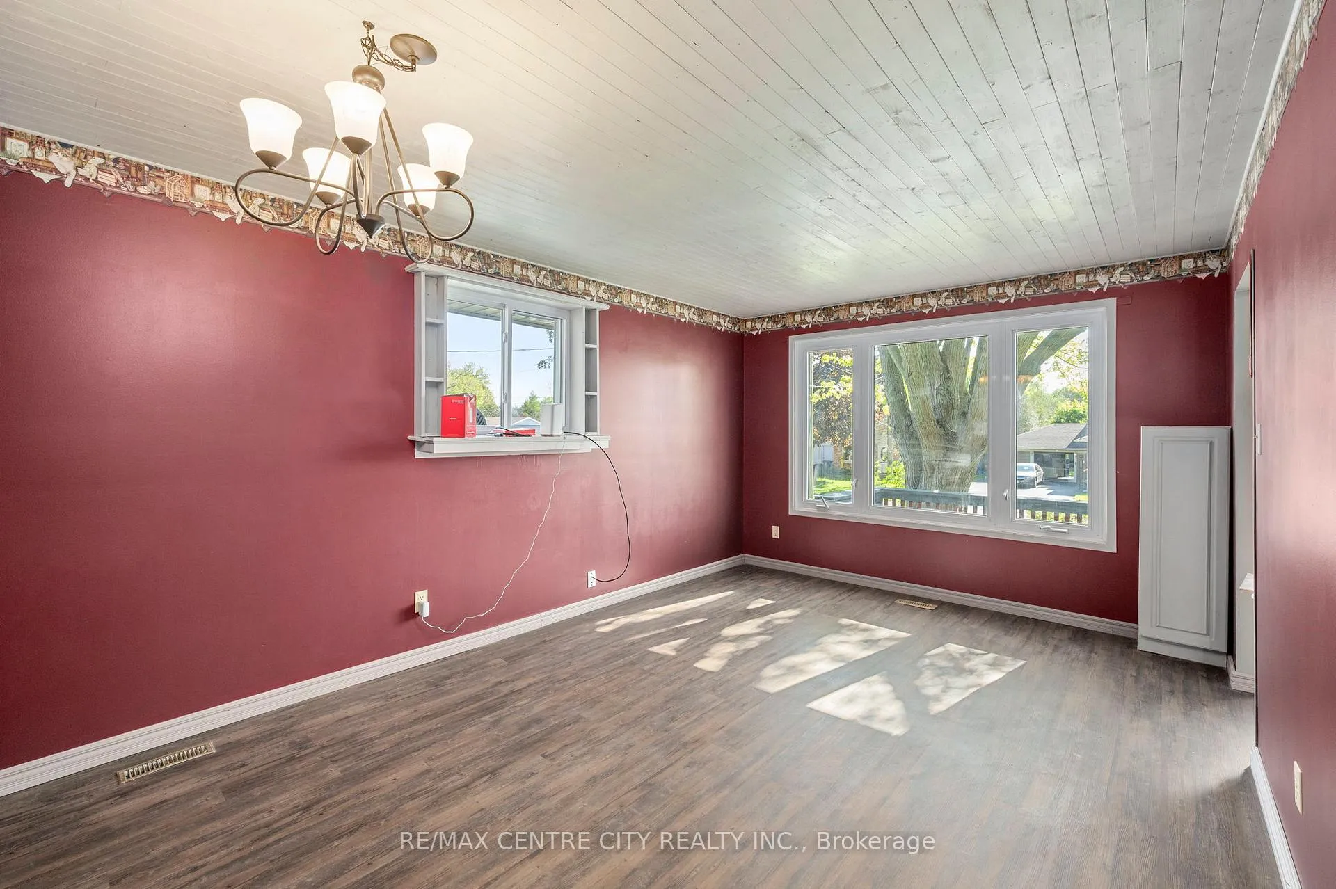 Photo 6 of 275 Frances Street, Central Elgin, Rural Central Elgin — HOMEH
