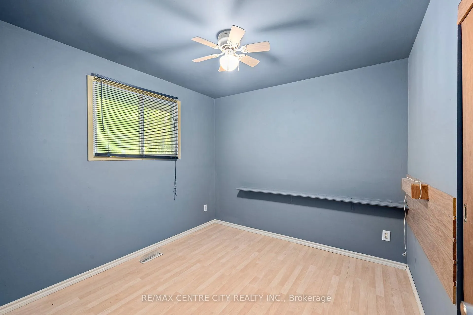 Photo 10 of 275 Frances Street, Central Elgin, Rural Central Elgin — HOMEH