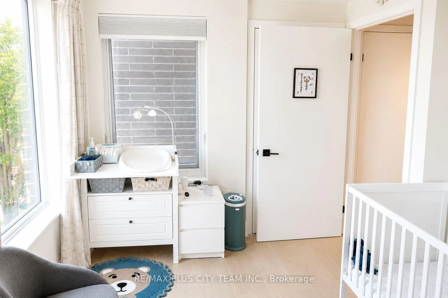 Photo 10 of Unit 507, 1888 Queen Street E, Toronto, The Beaches — HOMEH